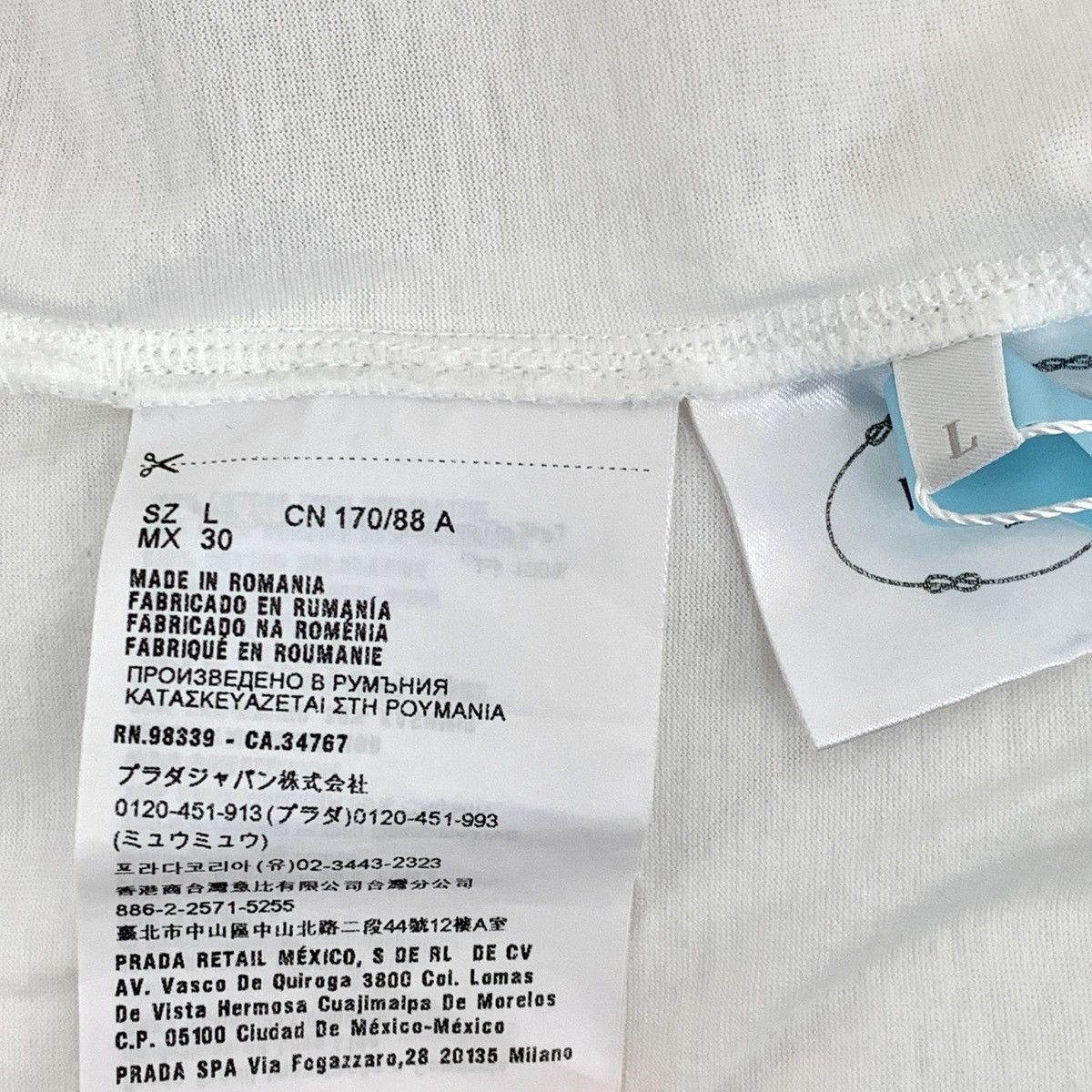 Prada Prada Pocket Floral Embroidered Short Sleeve T-shirt K26WX Size US L / EU 52-54 / 3 - 7 Thumbnail