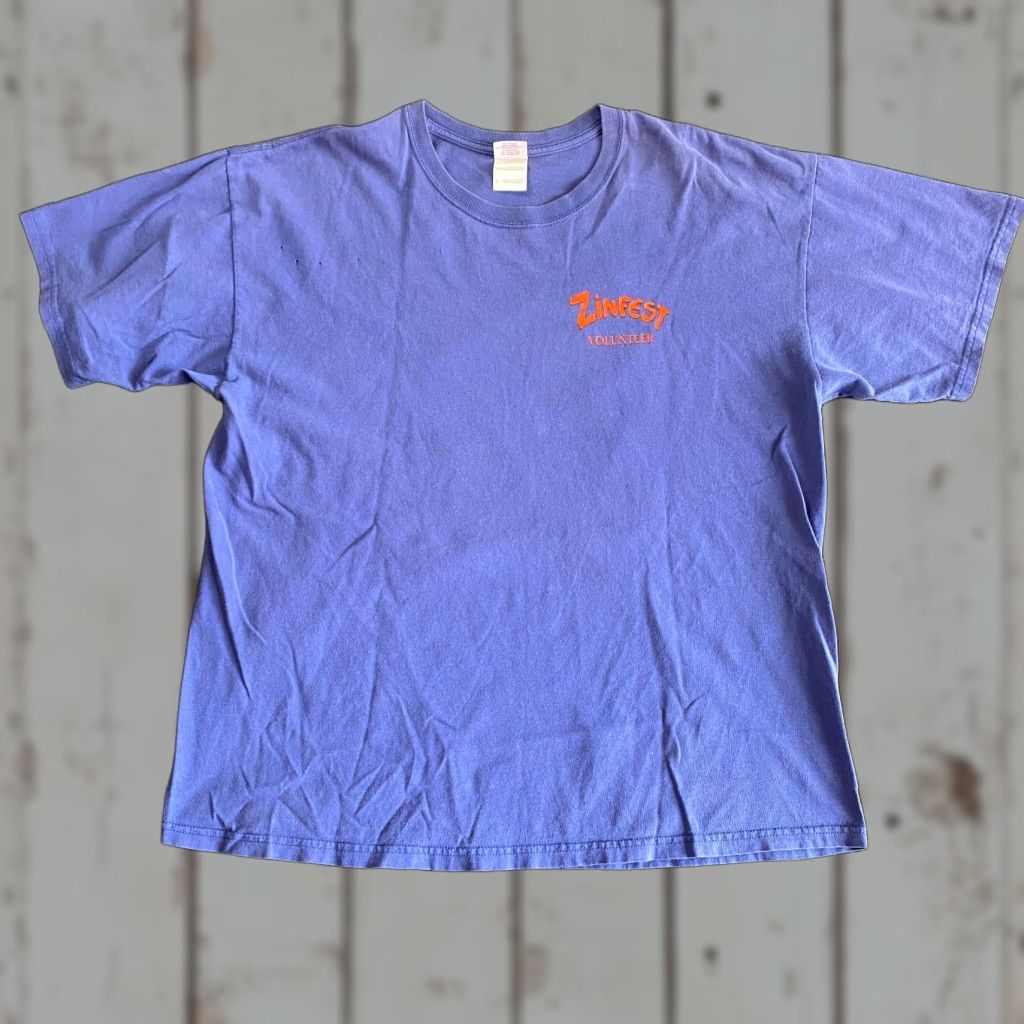 Gildan VINTAGE Gildan T-Shirt XL Purple Lodi Zinfest Volunteer Shirt Adults Unisex California 2009 Beer Wine Music Retro Nature City USA Size US XL / EU 56 / 4 - 1 Thumbnail