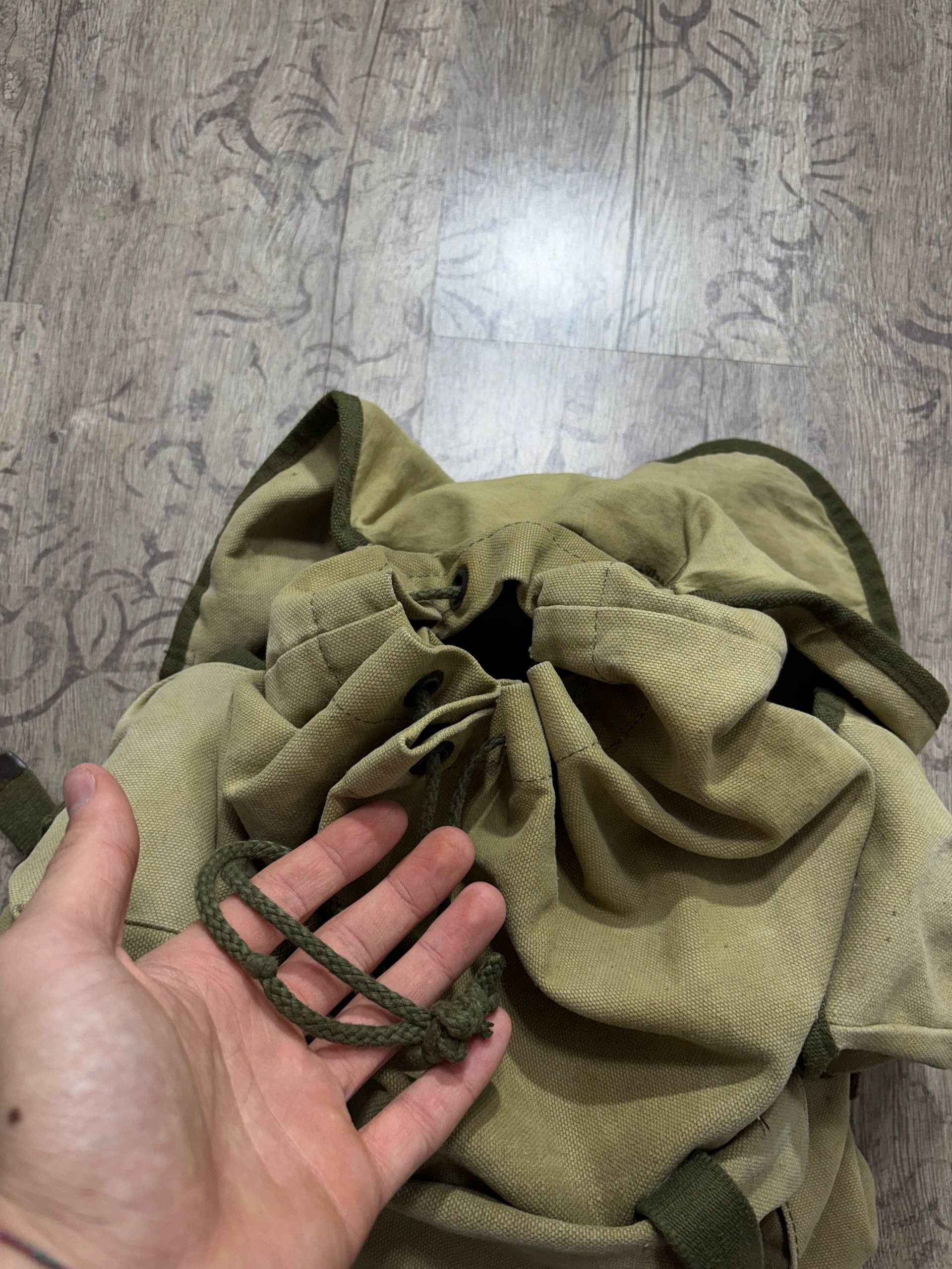 Diesel VTG DIESEL CARGO MILITARY Y2K MULTIPOCKET SLING BAG BACKPACK Size ONE SIZE - 15 Thumbnail