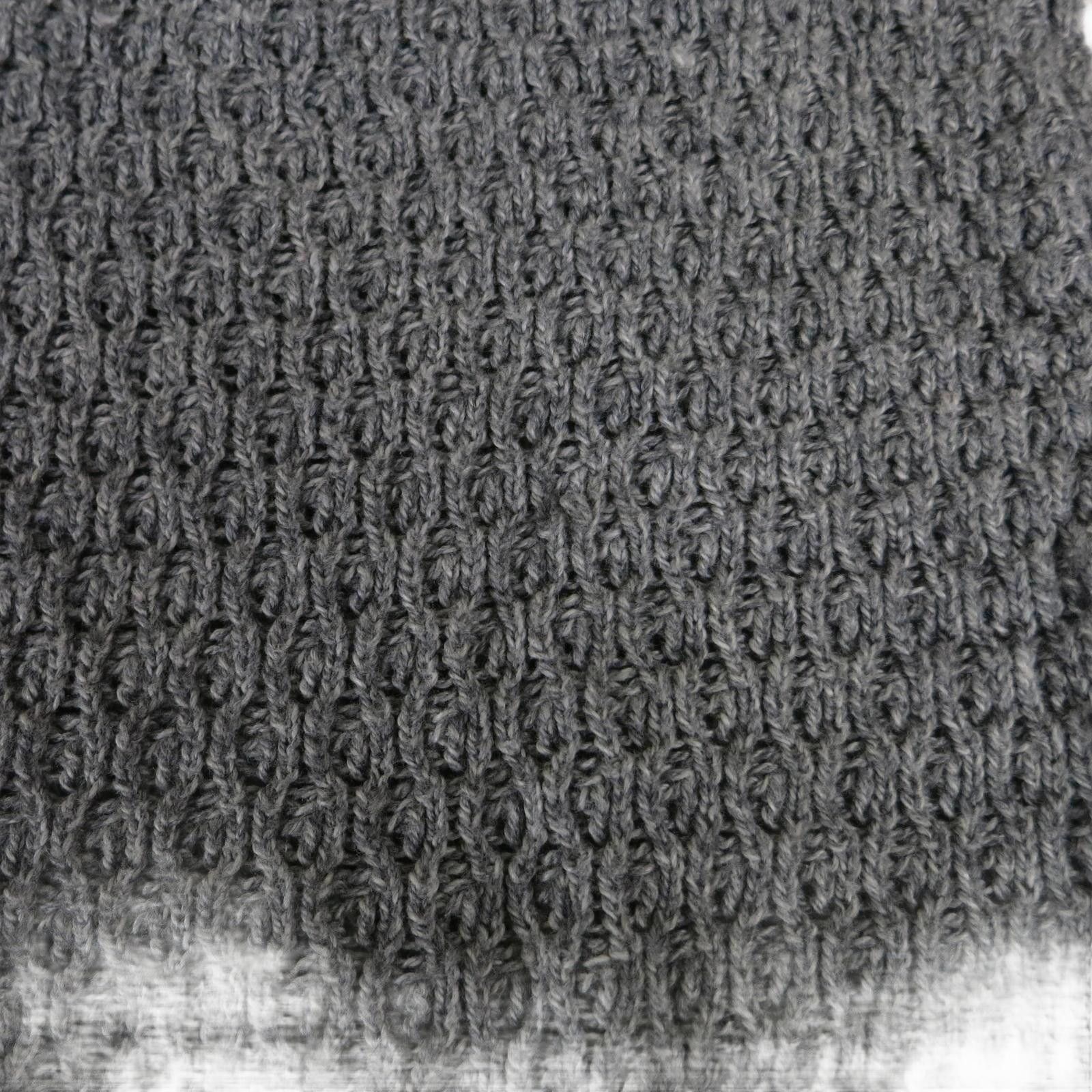 American Eagle Outfitters Women's Small American Eagle Outfitters Gray V-Neck Sweater Size S / US 4 / IT 40 - 6 Thumbnail