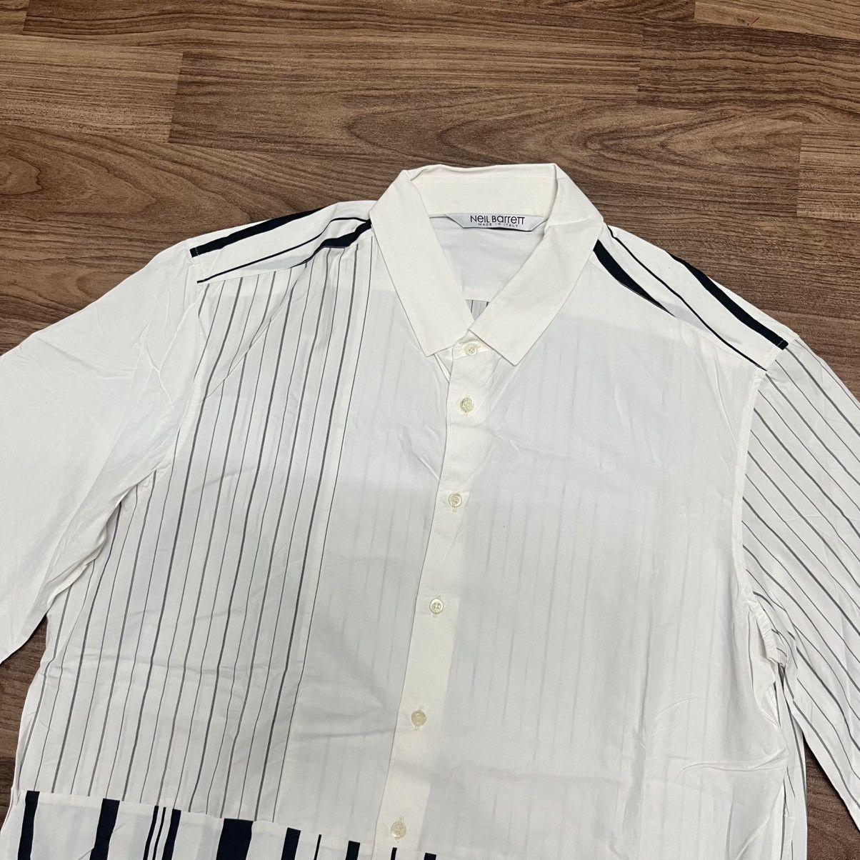 Neil Barrett Neil Barret Open Collar Short Sleeve Shirt Size US XL / EU 56 / 4 - 2 Thumbnail