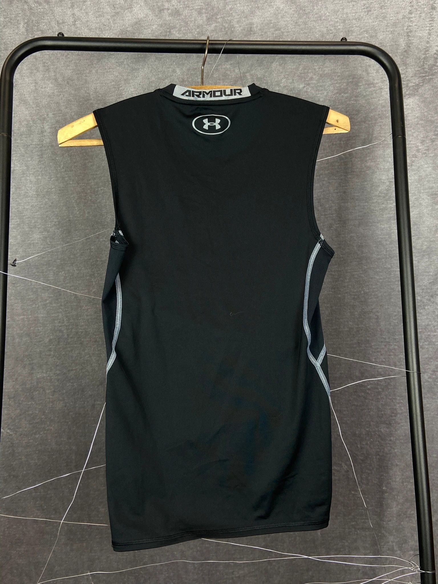 Under Armour Under Armour Sleeveless Training Shirt Mini Logo Spellout Size US S / EU 44-46 / 1 - 4 Thumbnail