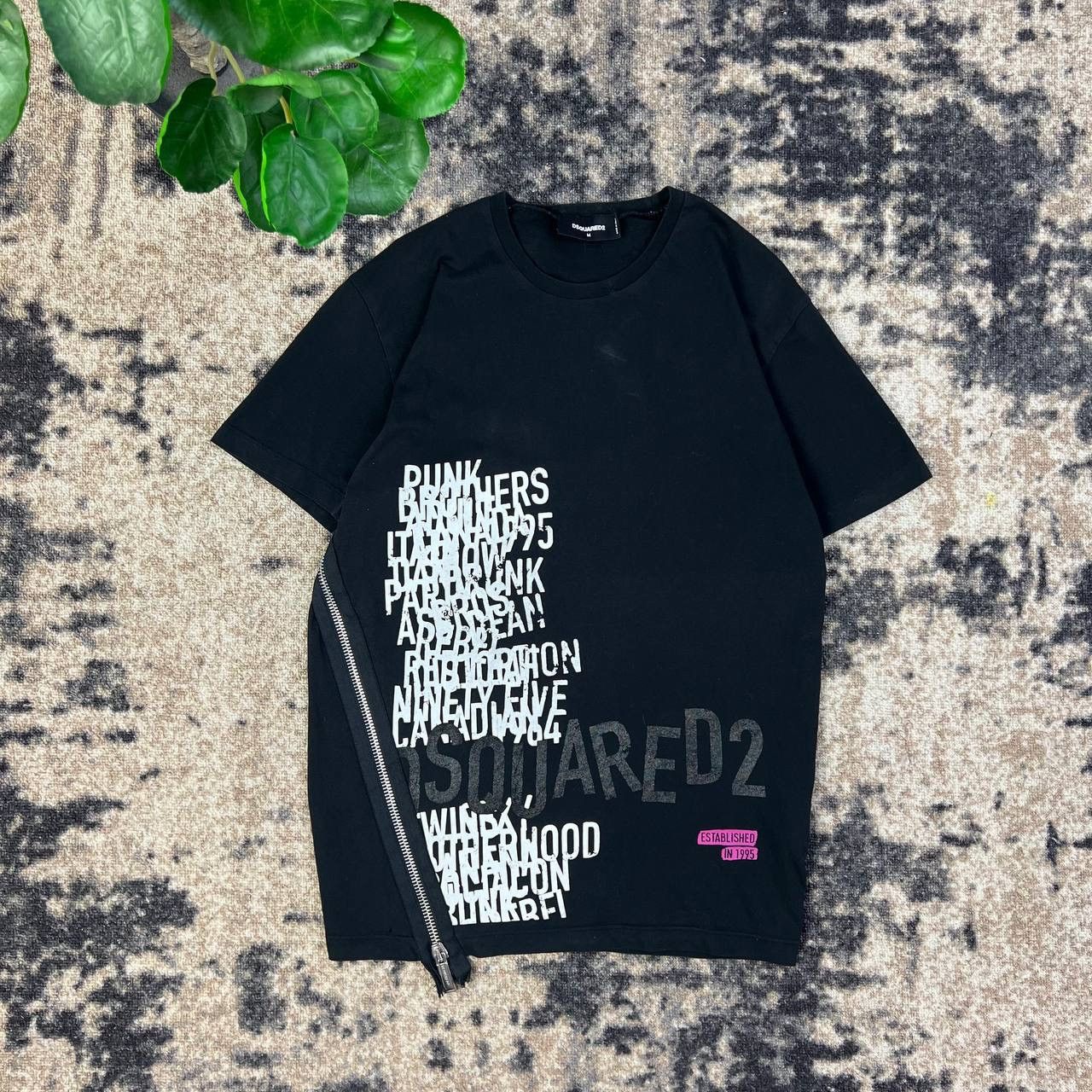 Dsquared2 Dsquared2 Avant Garde Luxury Zip T-Shirt Y2K Style Size US M / EU 48-50 / 2 - 1 Thumbnail