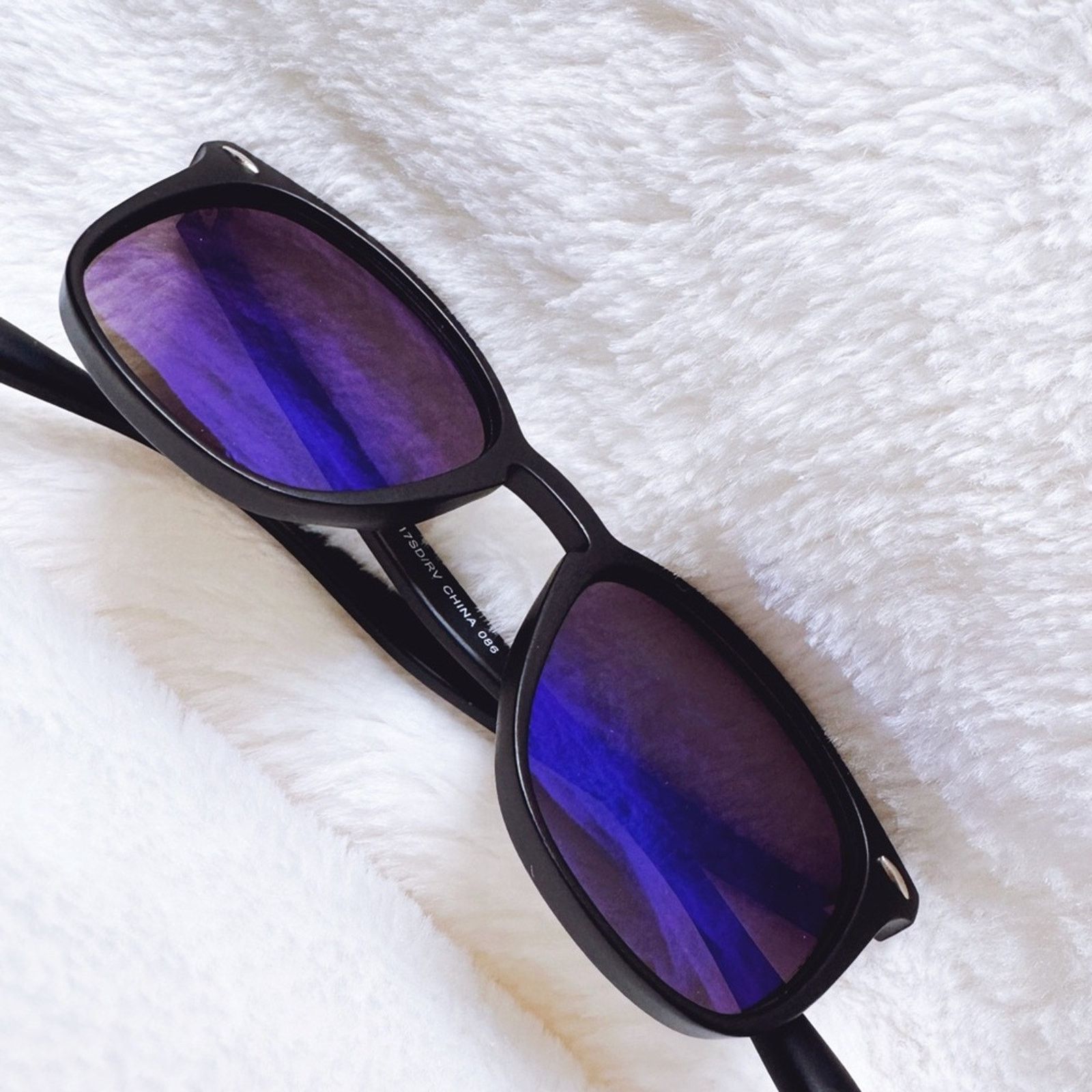 Other Milo Blue Oversized Oval Horn Rims Sunglasses Size ONE SIZE - 2 Thumbnail