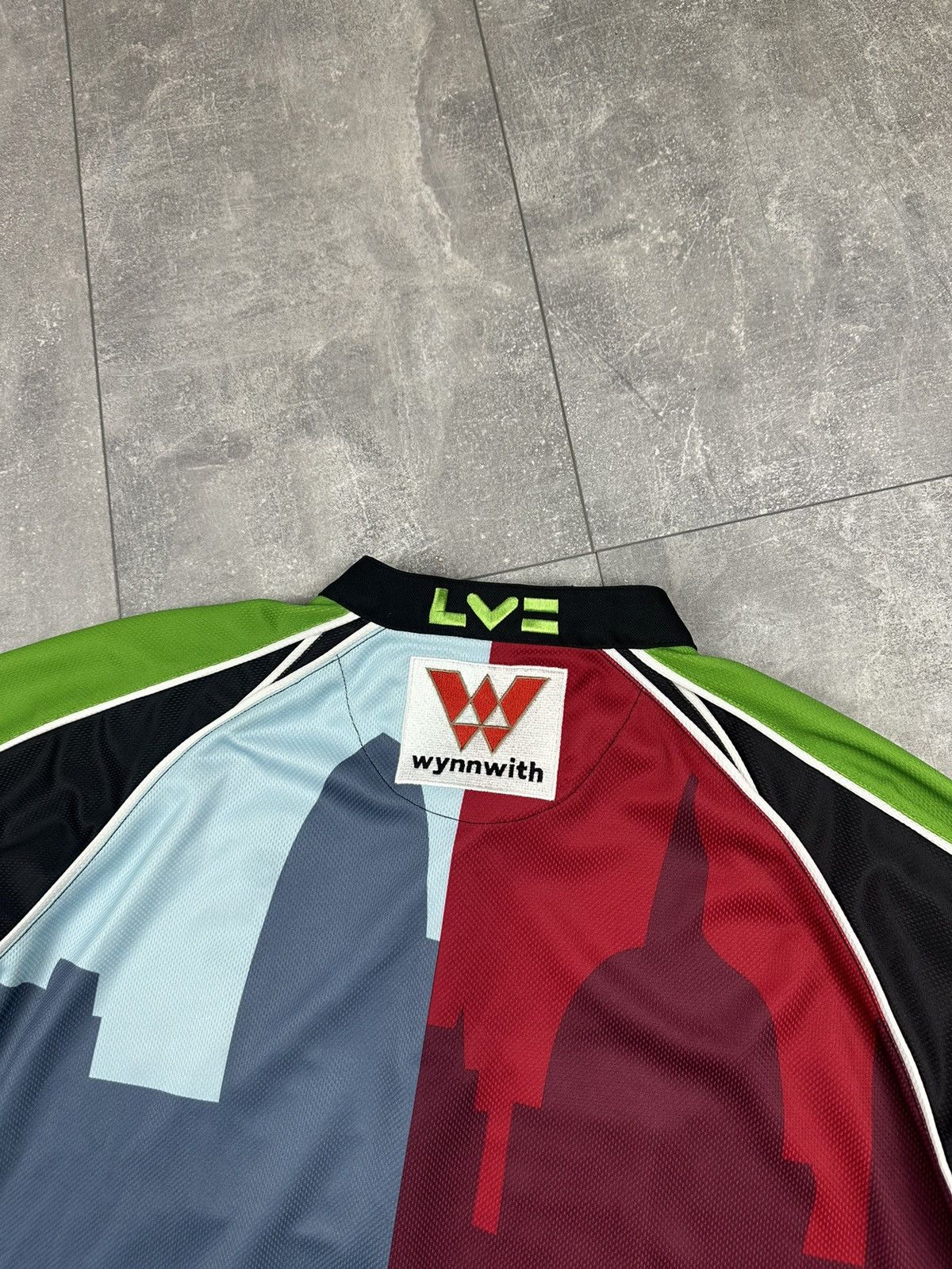 Canterbury of New Zealand Kooga Harlequins Rugby Multi-print Logo Jersey Size US L / EU 52-54 / 3 - 12 Thumbnail