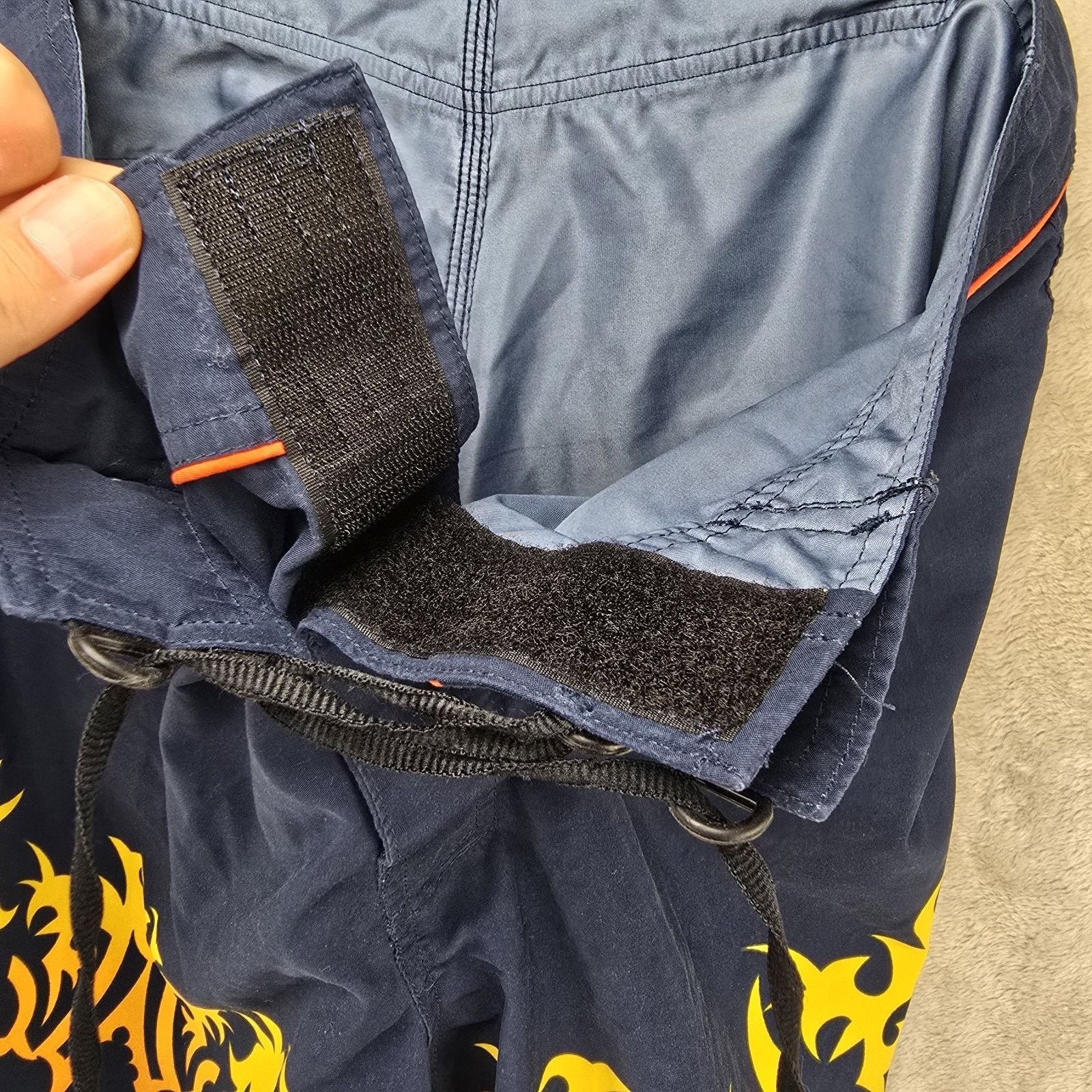 No Fear No Fear Board Shorts Mens 34 Tribal Flames Swim Vtg Y2K Surf Size US 34 / EU 50 - 3 Thumbnail