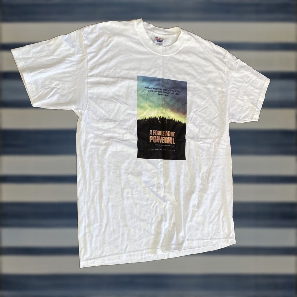 Hanes VINTAGE 2000 A Force More Powerful Movie Promo Shirt Hanes VTG White T-Shirt XL Men Crew Neck Short Sleeve 90s Retro Size US XL / EU 56 / 4 - 1 Thumbnail
