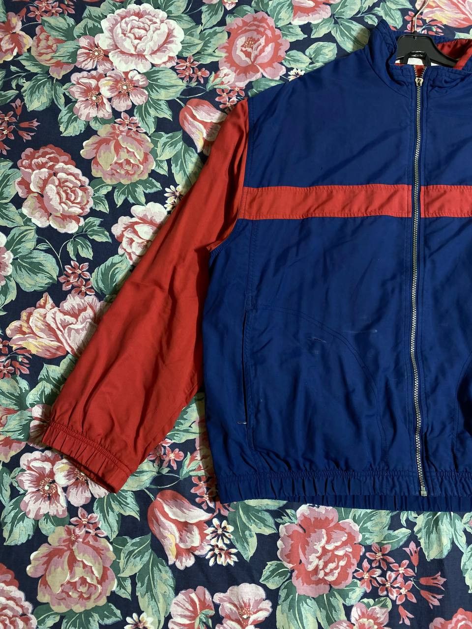 Nike × Vintage 90s Nike Swoosh Vintage Y2K Oversized Windbreaker Jacket Size US L / EU 52-54 / 3 - 19 Thumbnail