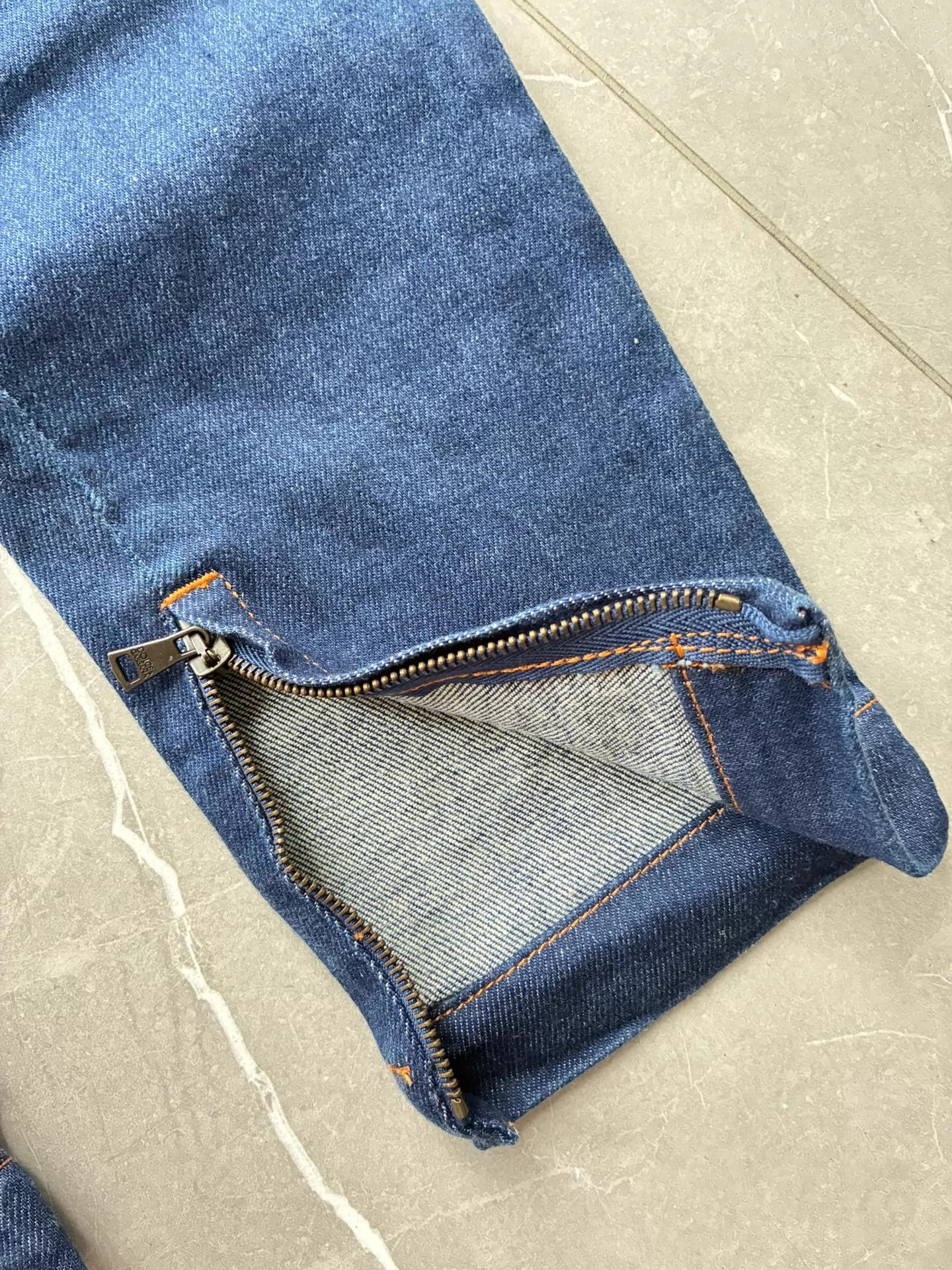 Dolce & Gabbana Dolce & Gabbana 36 Jeans New With Tags Zipper Fly Size 25" / US 0 / IT 36 - 6 Thumbnail