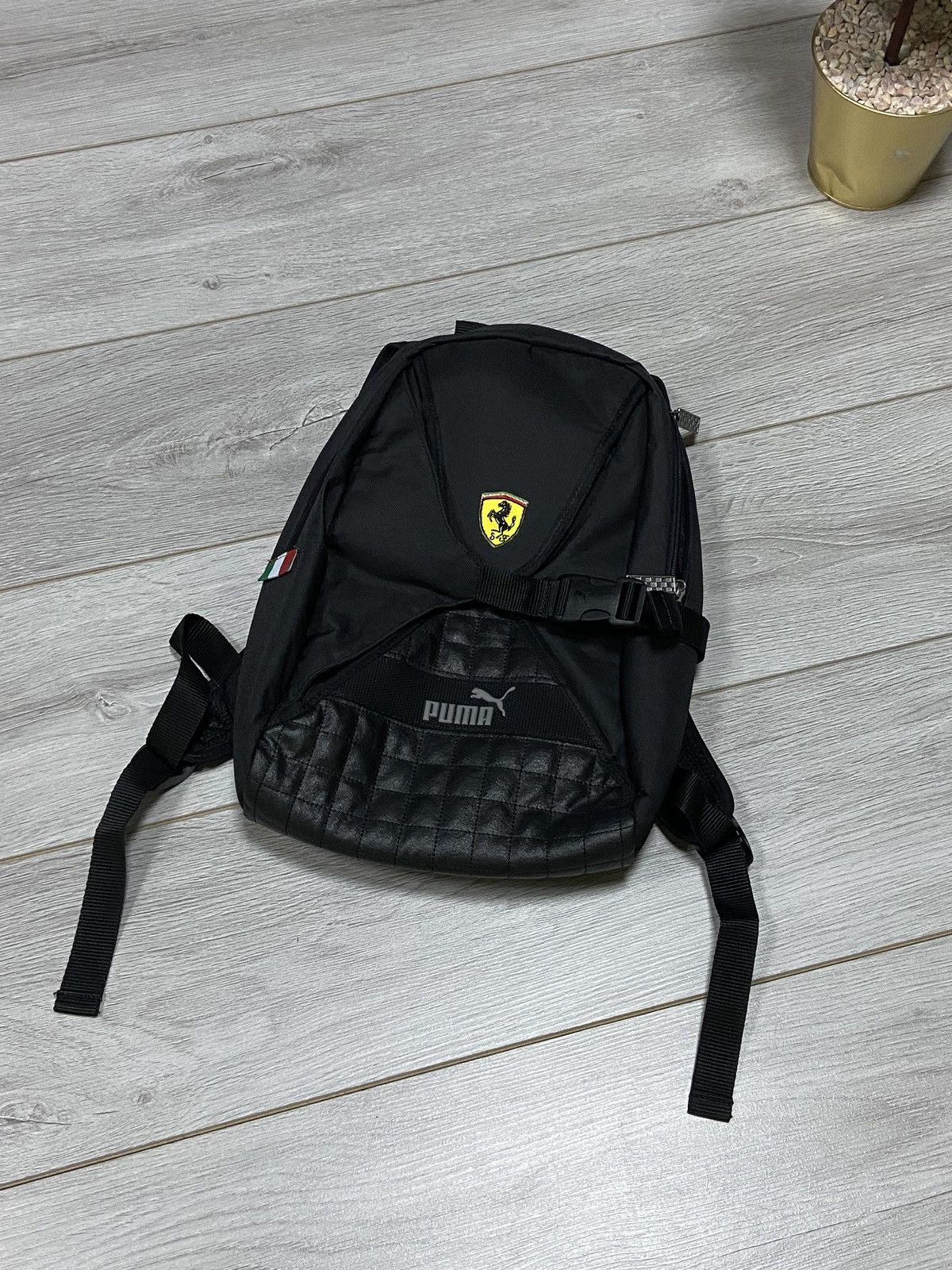 Ferrari × Puma × Vintage Vintage Puma 00s Backpack Ferrari Michael Schumacher Size ONE SIZE - 1 Thumbnail