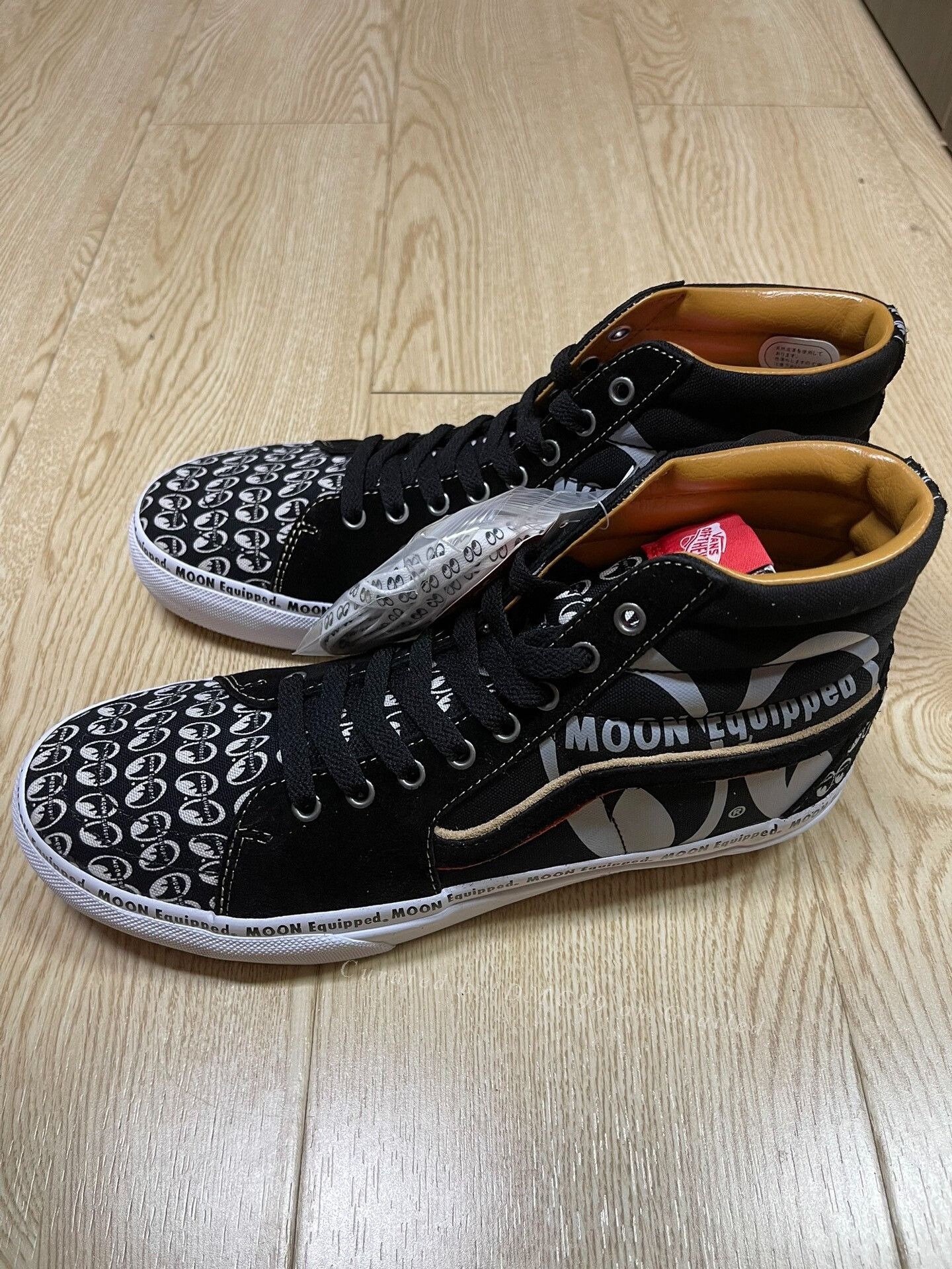 Vans VANS 2019 Yokohama Auto Show Limited Size US 8 / EU 41 - 1 Thumbnail
