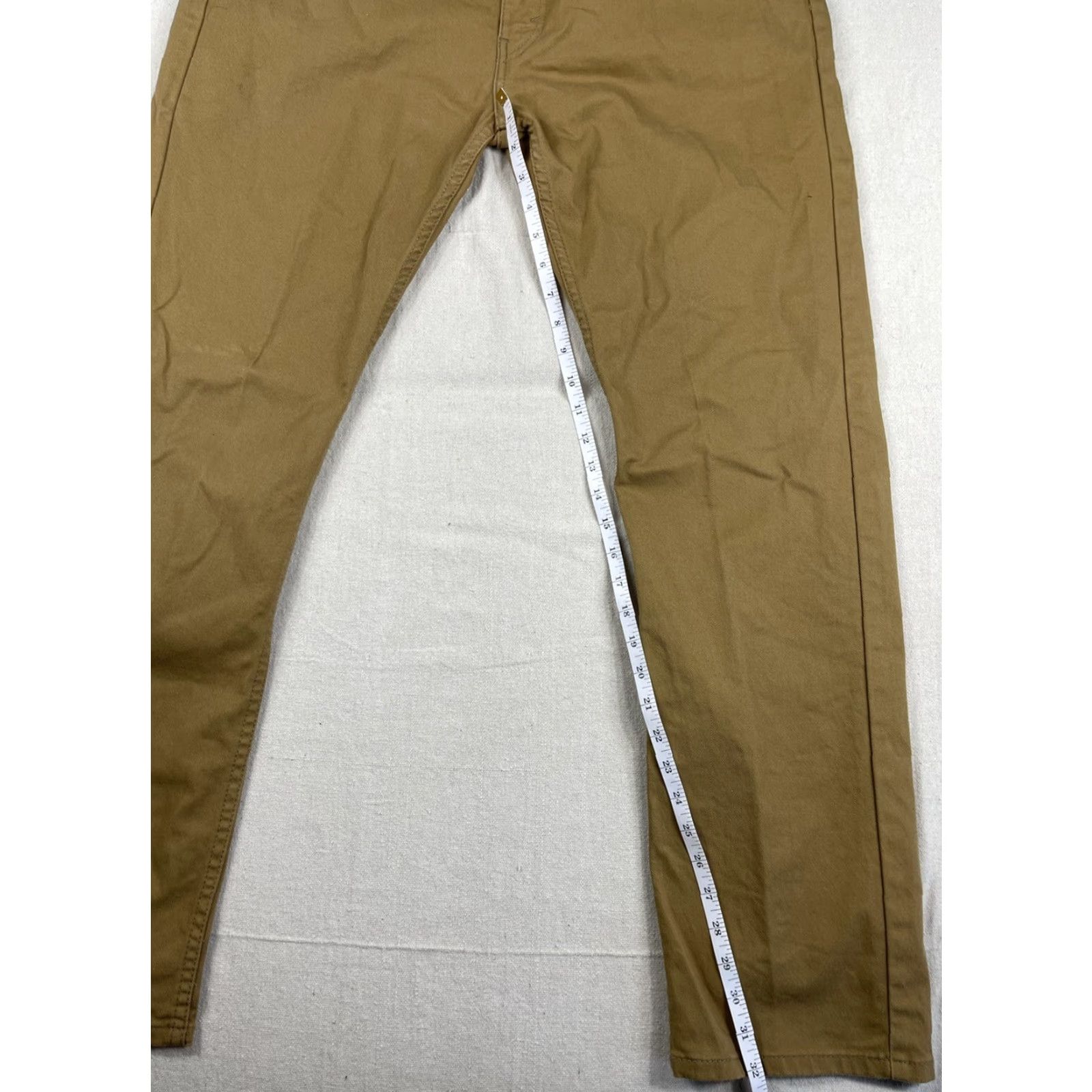 Levi's Levi's 513 Jeans 38x32 Brown Khaki Canvas Denim Straight 5-Pocket Mens Regular Vintage? No. (But must avoid N/A) 90s Classic USA Levi's 500 Series Size US 38 / EU 54 - 7 Thumbnail
