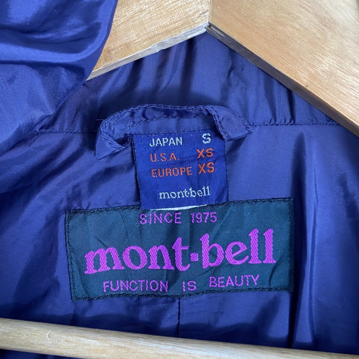 Montbell Vintage 90s Montbell Gore-Tex Mountain Parka Jacket Purple S Size US S / EU 44-46 / 1 - 7 Thumbnail