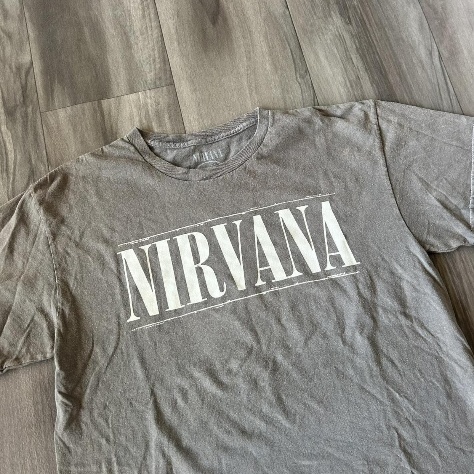 Other Sick Nirvana Smile t shirt size L Green Size US L / EU 52-54 / 3 - 3 Thumbnail