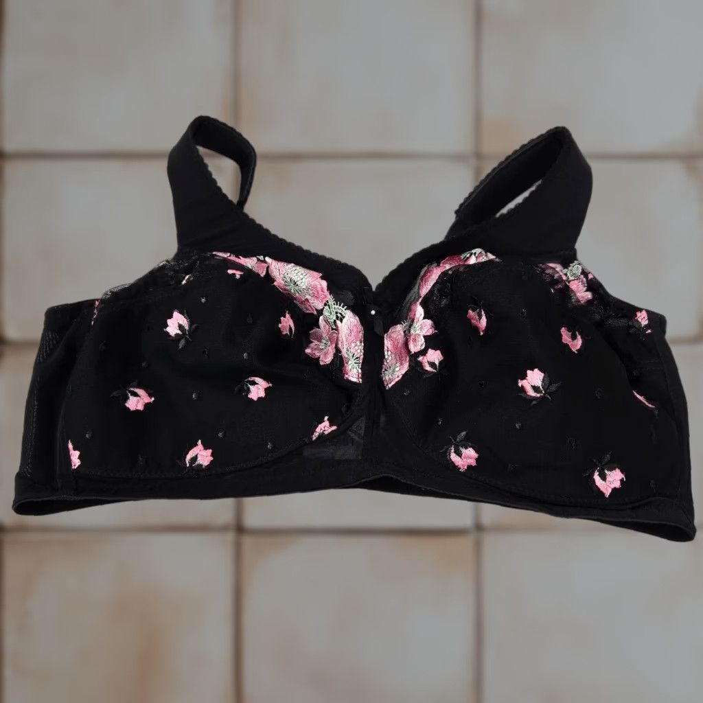 Vintage Glamorise Wireless Bra 40F Black Lace Embroidered Lightly Lined T-Shirt Women