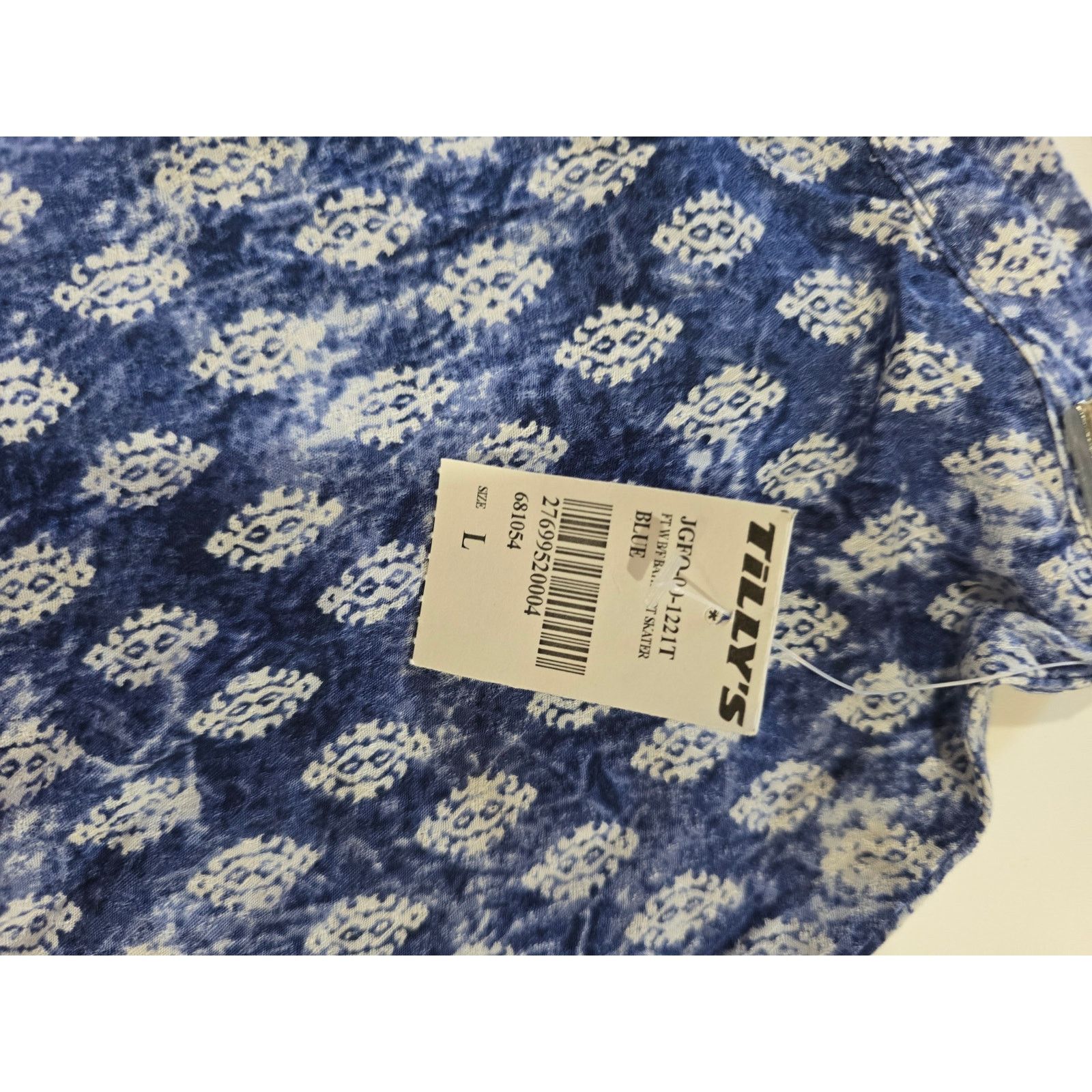Other FULL TILT Juniors Blue Batik Print Dobby Crepe Skater Skirt Size 30" / US 8 / IT 44 - 6 Thumbnail