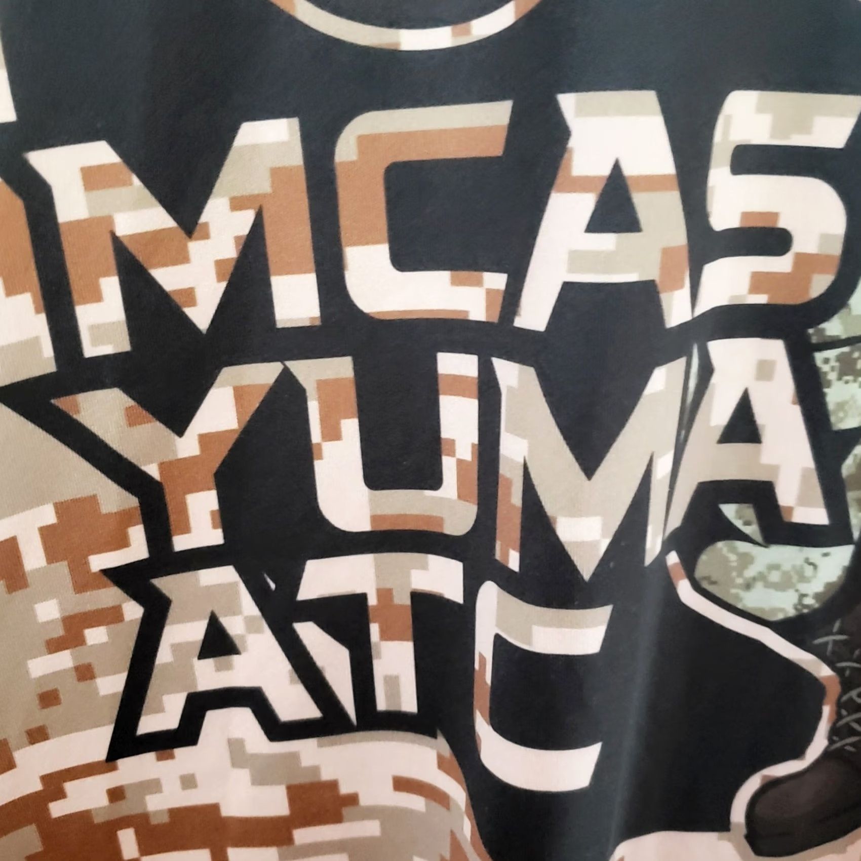 Vintage US Marines T-Shirt Shirt Short Sleeve Digital Desert Camo XL Mens Crew Neck Yuma Eagle Logo Military > Digital Tan Camo Regular Fit Size US XL / EU 56 / 4 - 7 Thumbnail