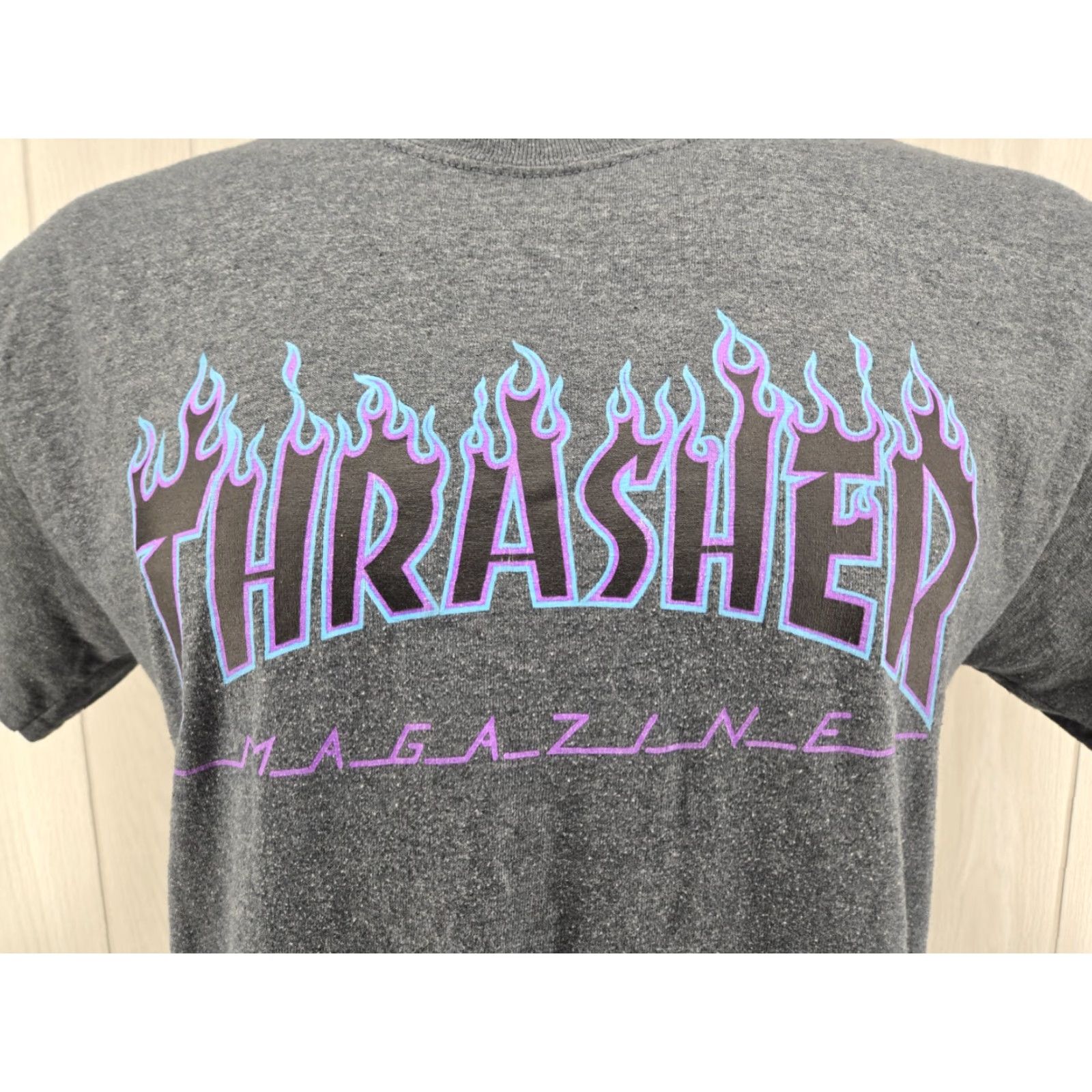 Thrasher Thrasher Magazine T-Shirt Mens M Skateboarding Gray Purple Logo Shirt Mens Medium Skateboard Thrasher Logo 90s Fire Size US M / EU 48-50 / 2 - 4 Thumbnail