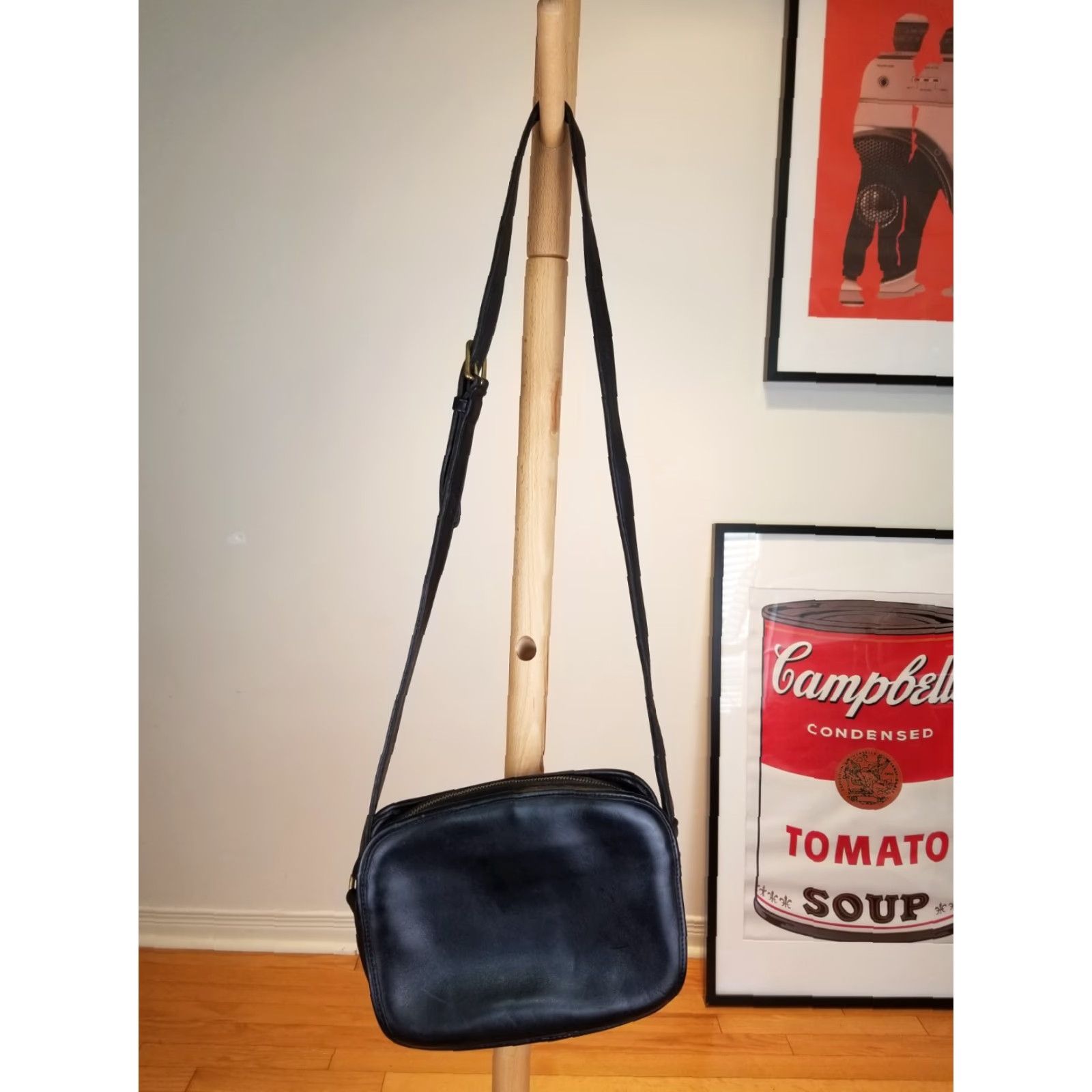 Coach VINTAGE Coach BLACK Leather CROSS Messenger CROSSBODY BAG Size ONE SIZE - 6 Thumbnail