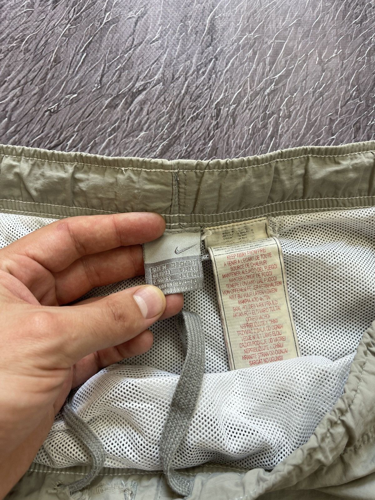 Nike Nike vintage y2k logo swoosh embroidered shorts Size US 34 / EU 50 - 8 Thumbnail