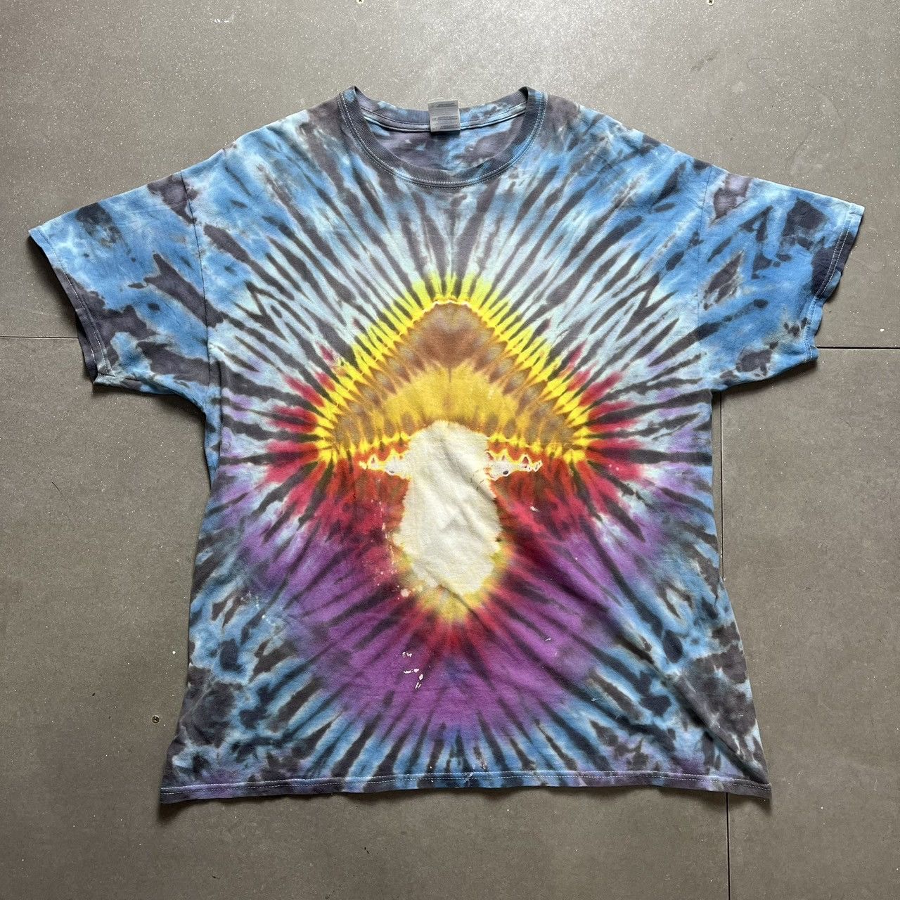 Vintage Vintage Magic Mushroom Tie Dye T-shirt 90s Size US XL / EU 56 / 4 - 1 Thumbnail