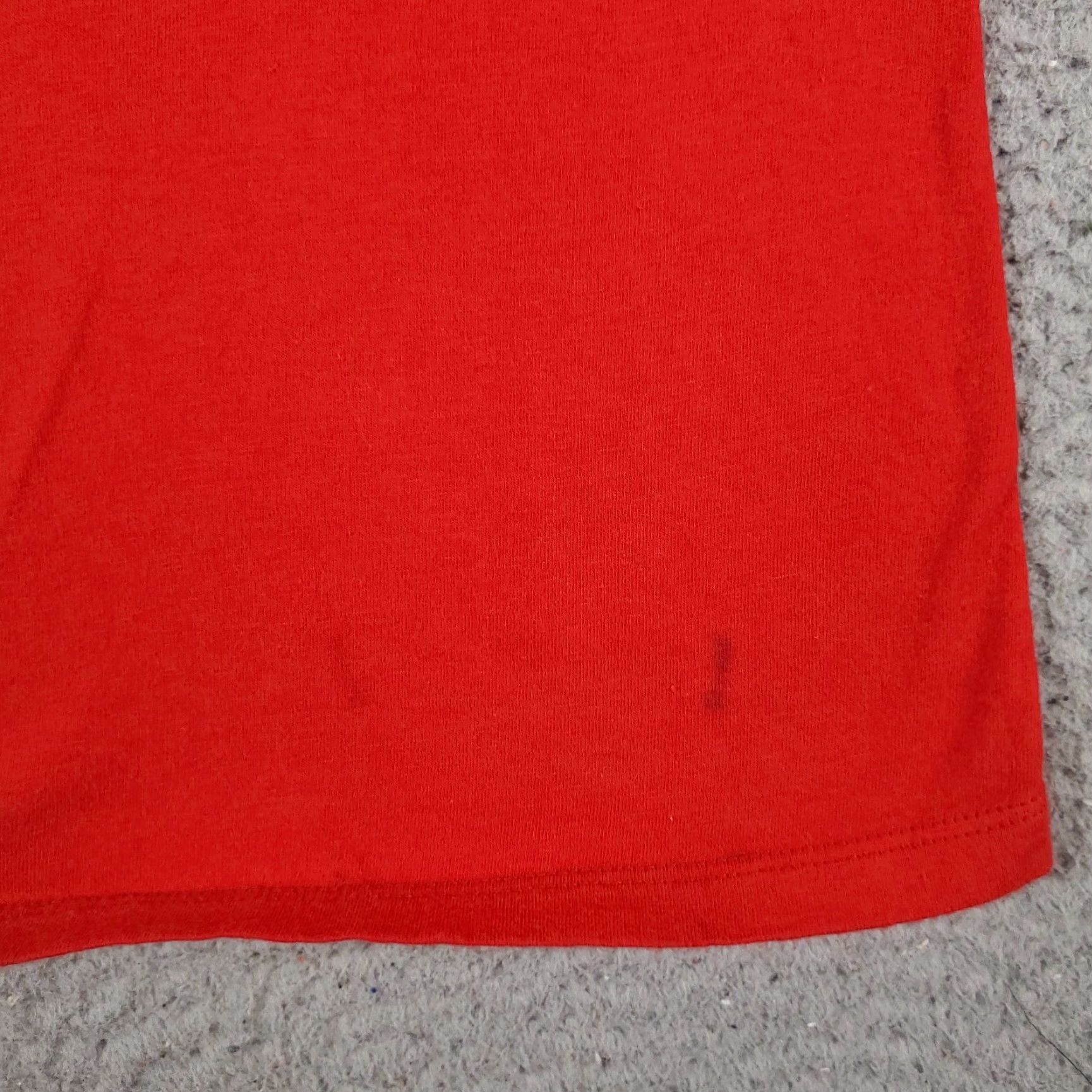 Nike Nike T Shirt Unisex XL Red Defend Your Turf Swoosh Casual Short Sleeve Adult Nike LeBron Logo Modern Sports Shirt Mens Womens Size US XL / EU 56 / 4 - 4 Thumbnail