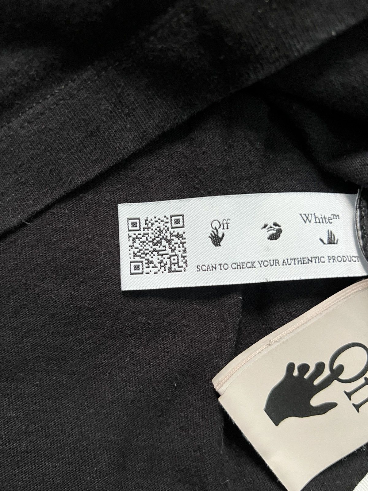 Off-White Off-White Caravaggio Tee Size US XS / EU 42 / 0 - 9 Thumbnail