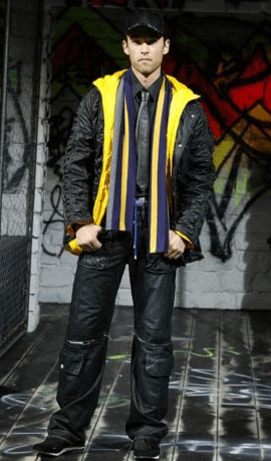 Dolce & Gabbana AW2003 Dolce & Gabbana Astro Black & Yellow Puffer Jacket Size US S / EU 44-46 / 1 - 2 Thumbnail