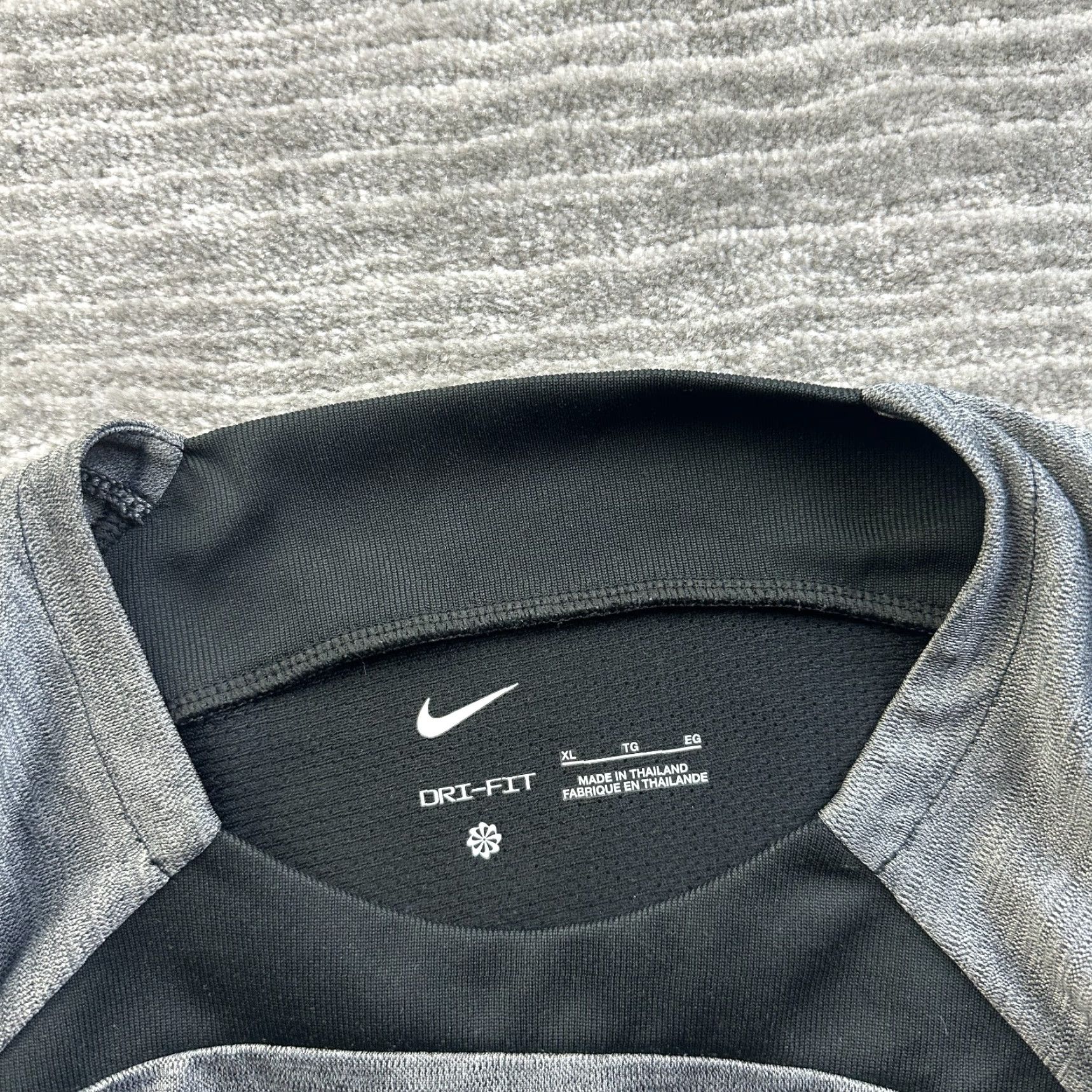 Nike Nike Shirt Mens XL Gray Pro Academy Soccer Football Center Swoosh Pro Academy Nike Dri-Fit Logo Sports Shirt Size US XL / EU 56 / 4 - 5 Thumbnail