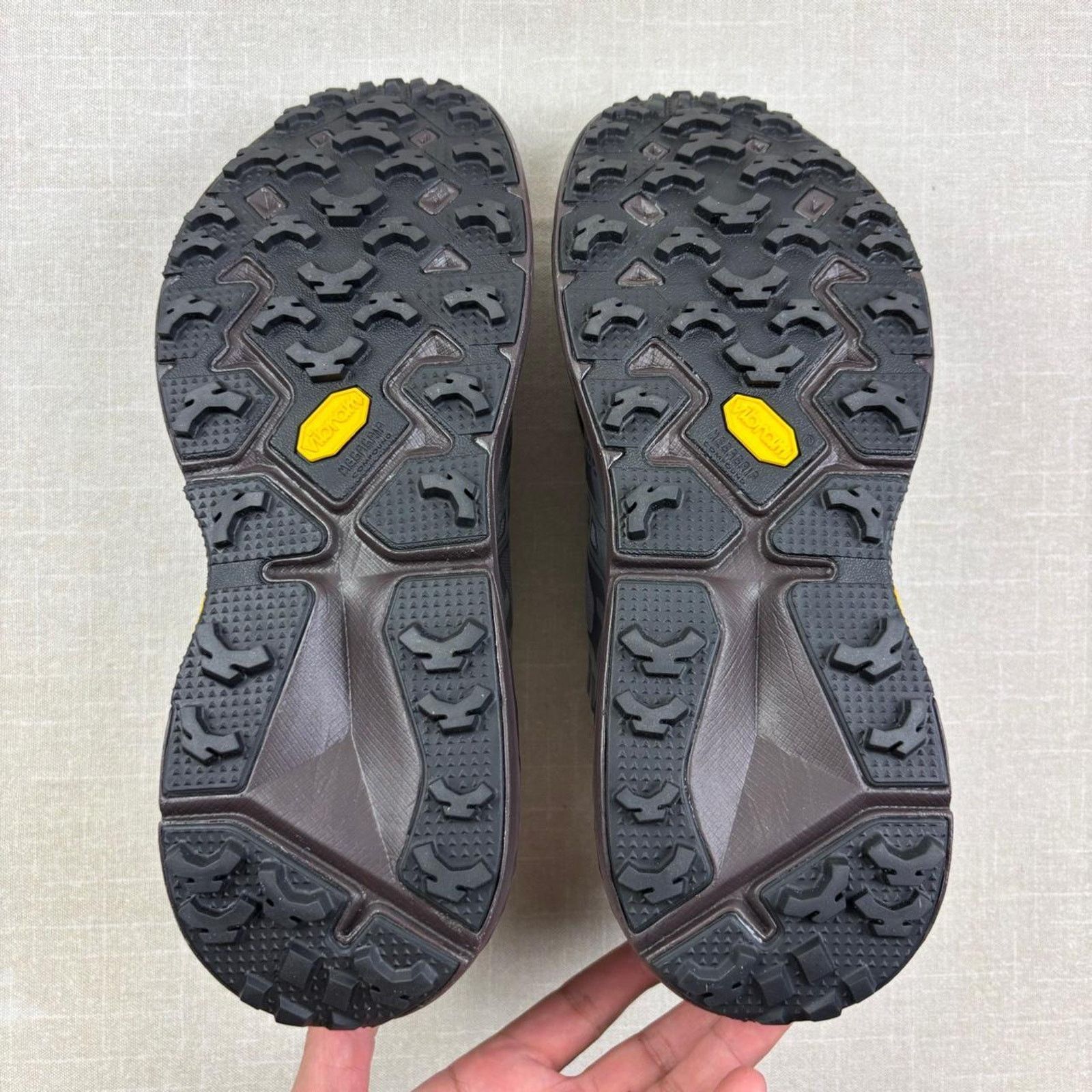 Hoka 2025 UNNA x HOKA ONE ONE U Speedgoat 2 “Astral Galaxy” 11.5M Size US 11.5 / EU 44-45 - 5 Thumbnail