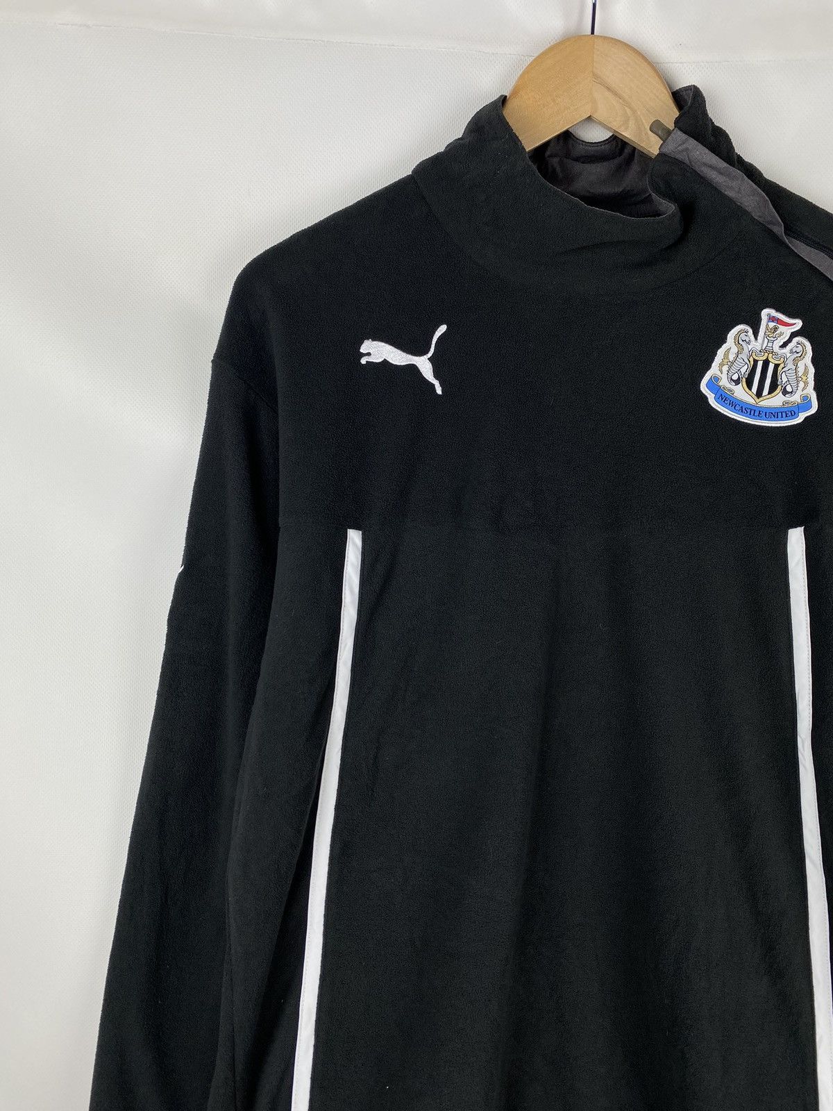 Puma Puma Newcastle United men’s fleece training pullover size M Size US M / EU 48-50 / 2 - 4 Thumbnail