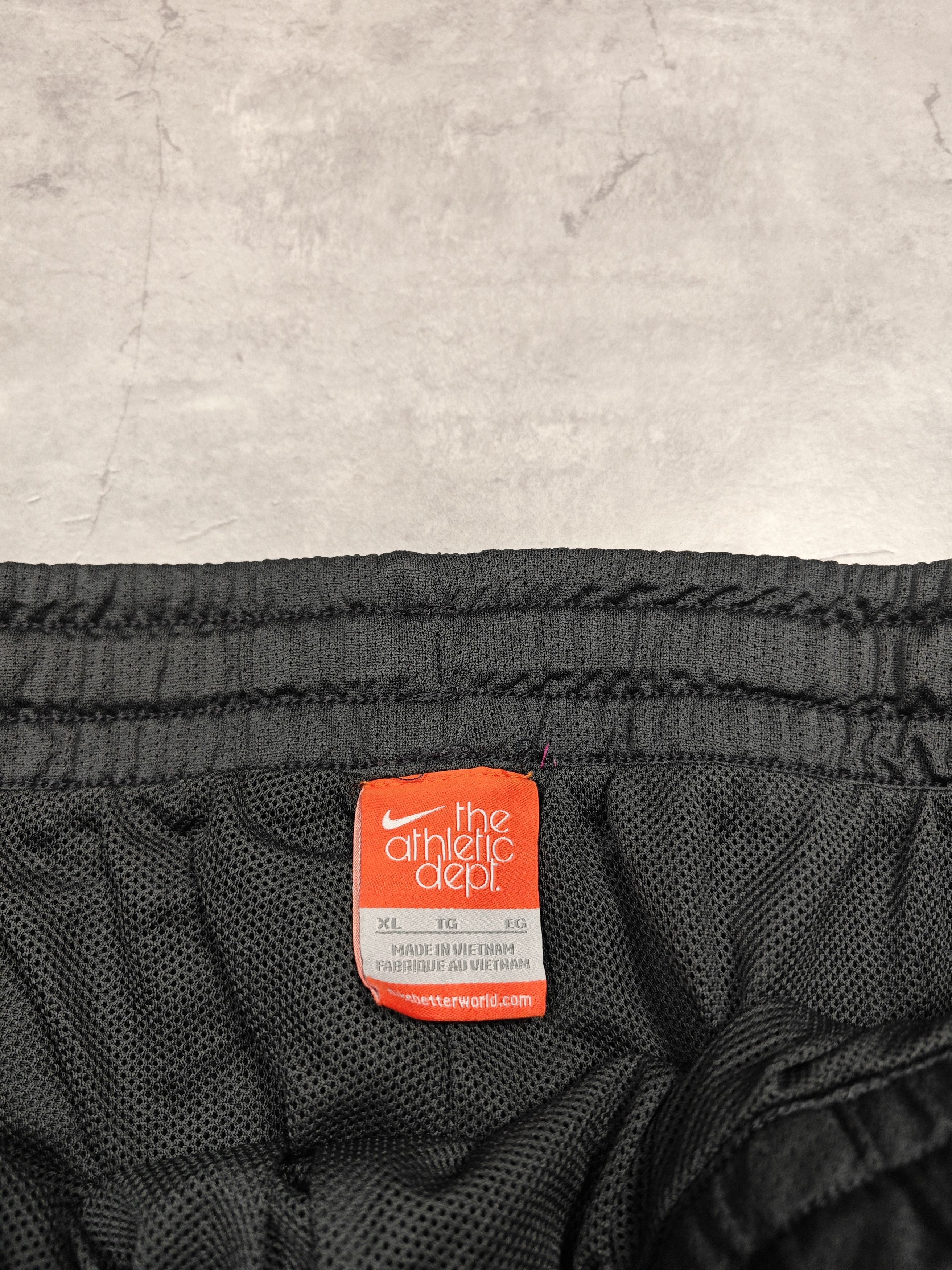 Nike Nike Vintage Track Pants Size US 36 / EU 52 - 11 Thumbnail
