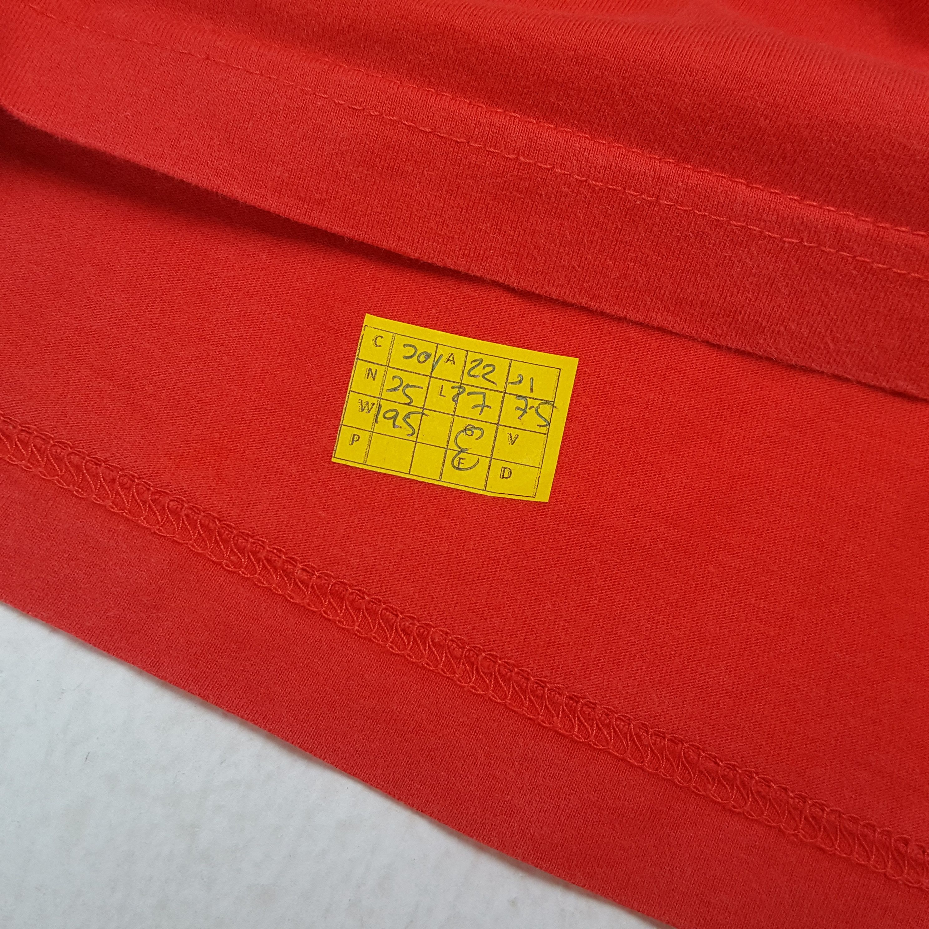 Ferrari × Vintage Vintage FERRARI GEAR Formula One Racing Team T-Shirts Size US L / EU 52-54 / 3 - 4 Thumbnail