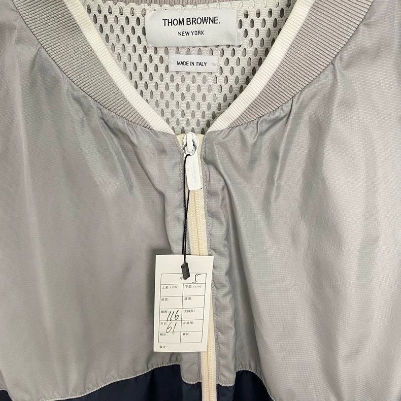 Thom Browne Thom Browne Color matching jacket with anchor buttons Size US XXL / EU 58 / 5 - 2 Thumbnail