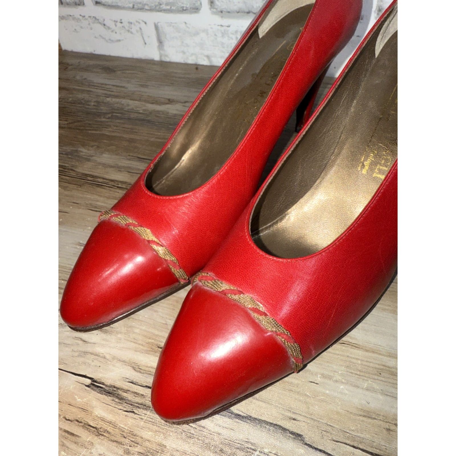 Bruno Magli VINTAGE Bruno Magli Red Leather Heels with Gold Thread Detailing Almond Toe Slip-On High Stiletto Pump Women US 8.5 AAAA Made in Italy Size US 8.5 / IT 38.5 - 2 Thumbnail