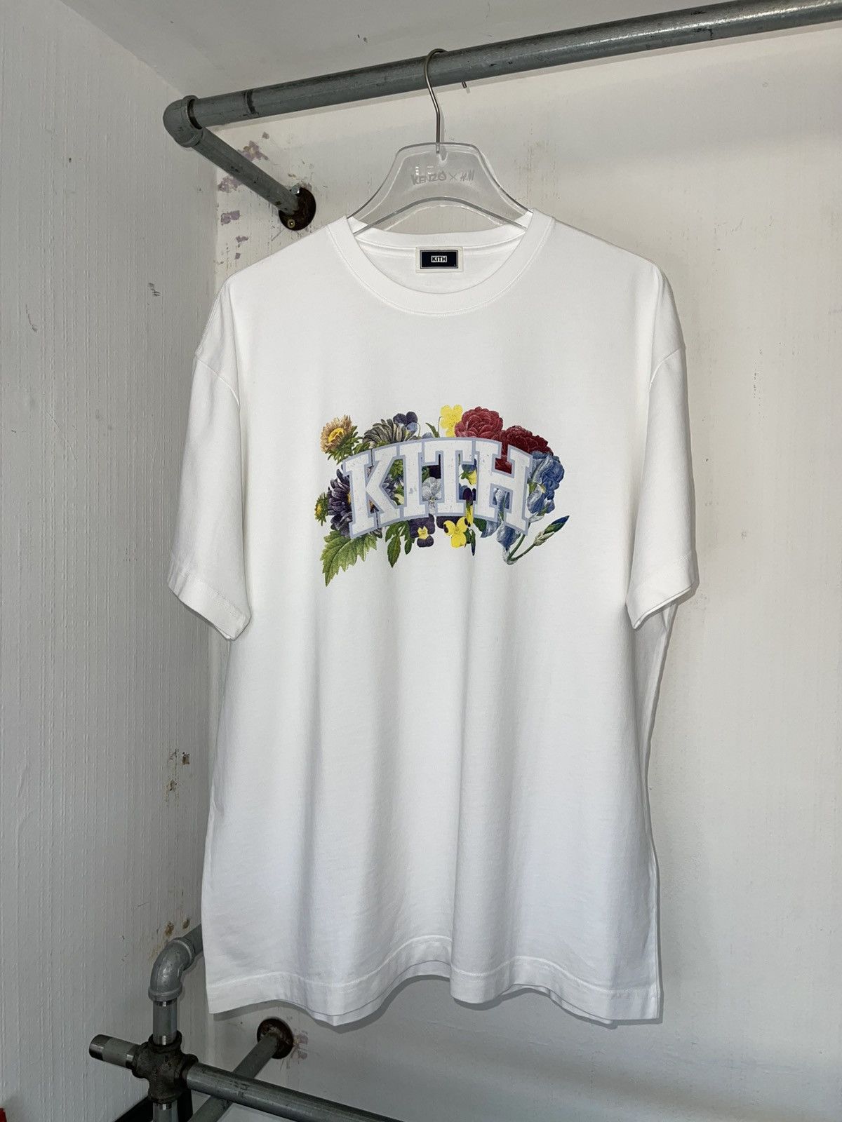 Kith kith Floral Arch Vintage tee Size US L / EU 52-54 / 3 - 1 Thumbnail