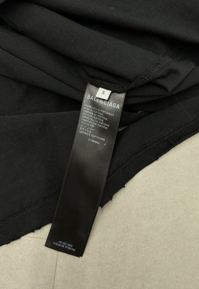 Balenciaga Balenciaga drestroyed flatground tshirt Size US S / EU 44-46 / 1 - 6 Thumbnail