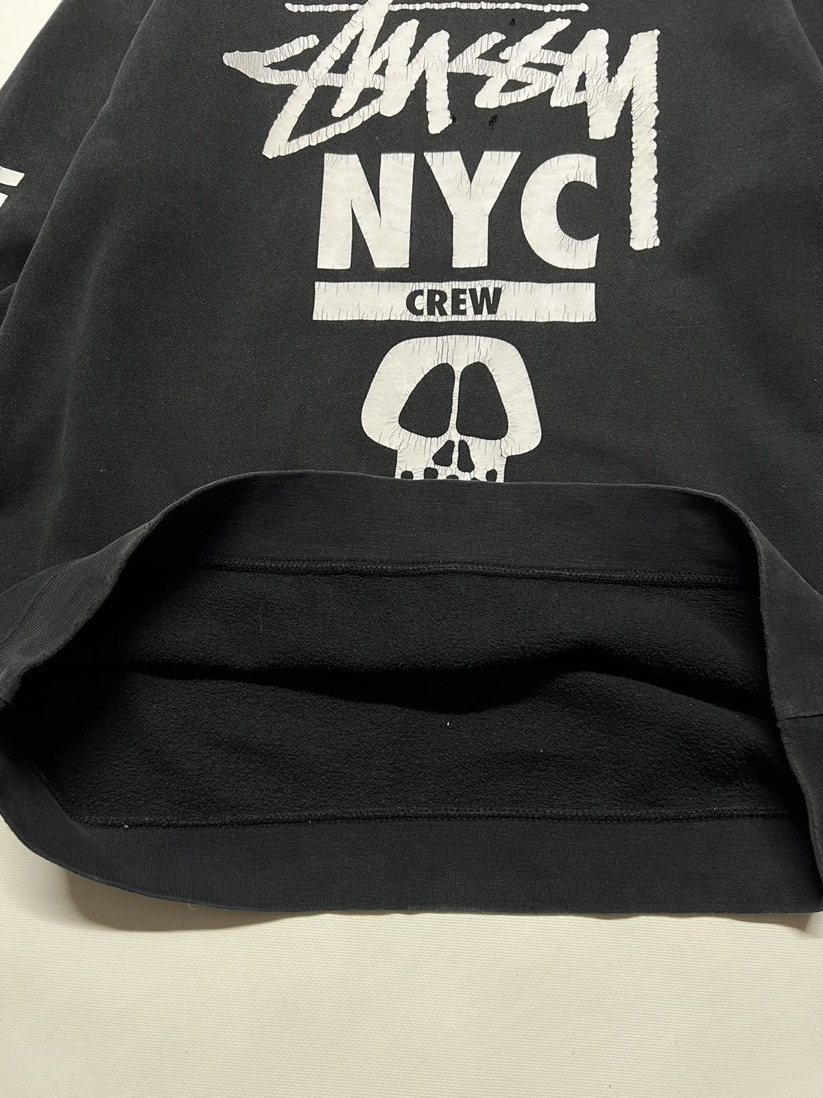 Stussy × Vintage Vintage Y2k Stussy Skull☠️ Thrashed World Tour Sweatshirt 00s Size US L / EU 52-54 / 3 - 11 Thumbnail