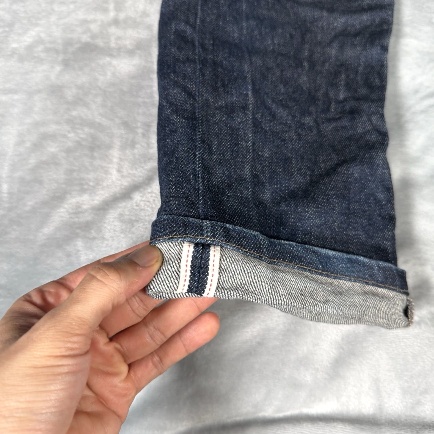 Uniqlo Uniqlo Jeans Mens 35x32 Skinny Slim Fit Faded Dark Wash Denim 5-Pocket Zip Inseam 29 Blue | Regular Fit Jeans Mens Size US 35 - 2 Thumbnail