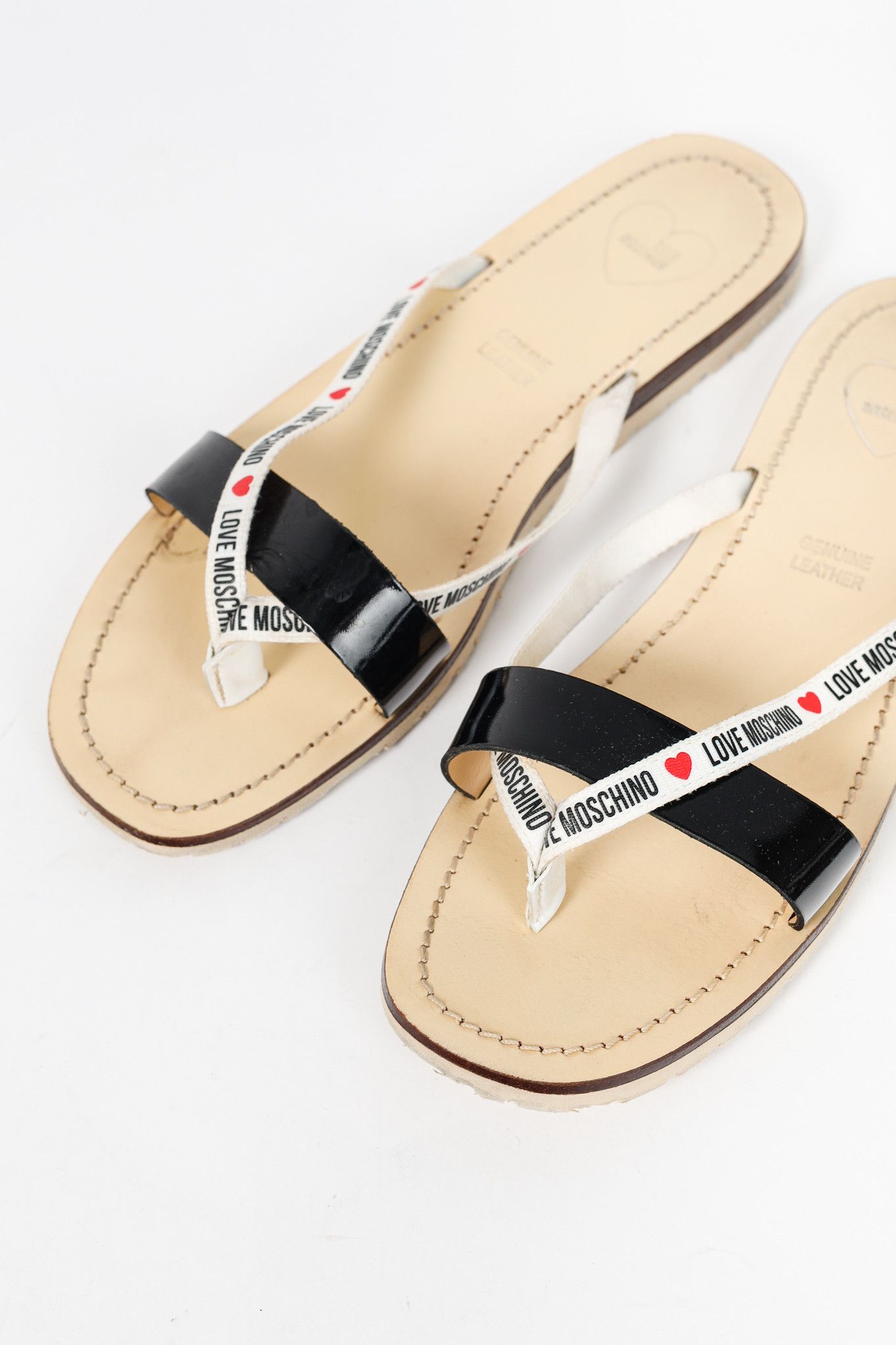 Love Moschino Love Moschino Black PVC Logo-Strap Thong Sandals Size US 8.5 / IT 38.5 - 7 Thumbnail