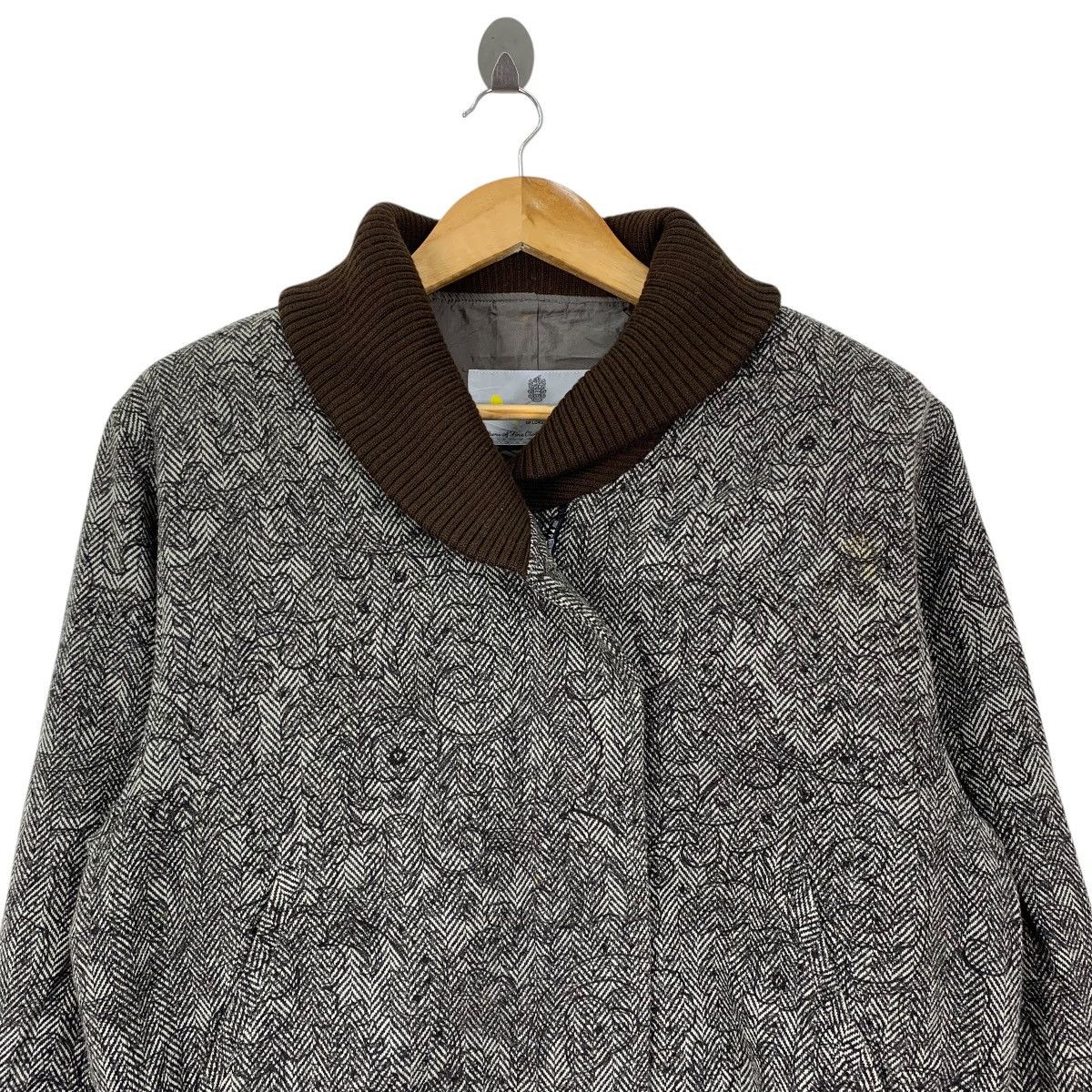 Aquascutum Vintage AQUASCUTUM OF LONDON Flower Overprint Coat Jacket Size L / US 10 / IT 46 - 2 Thumbnail