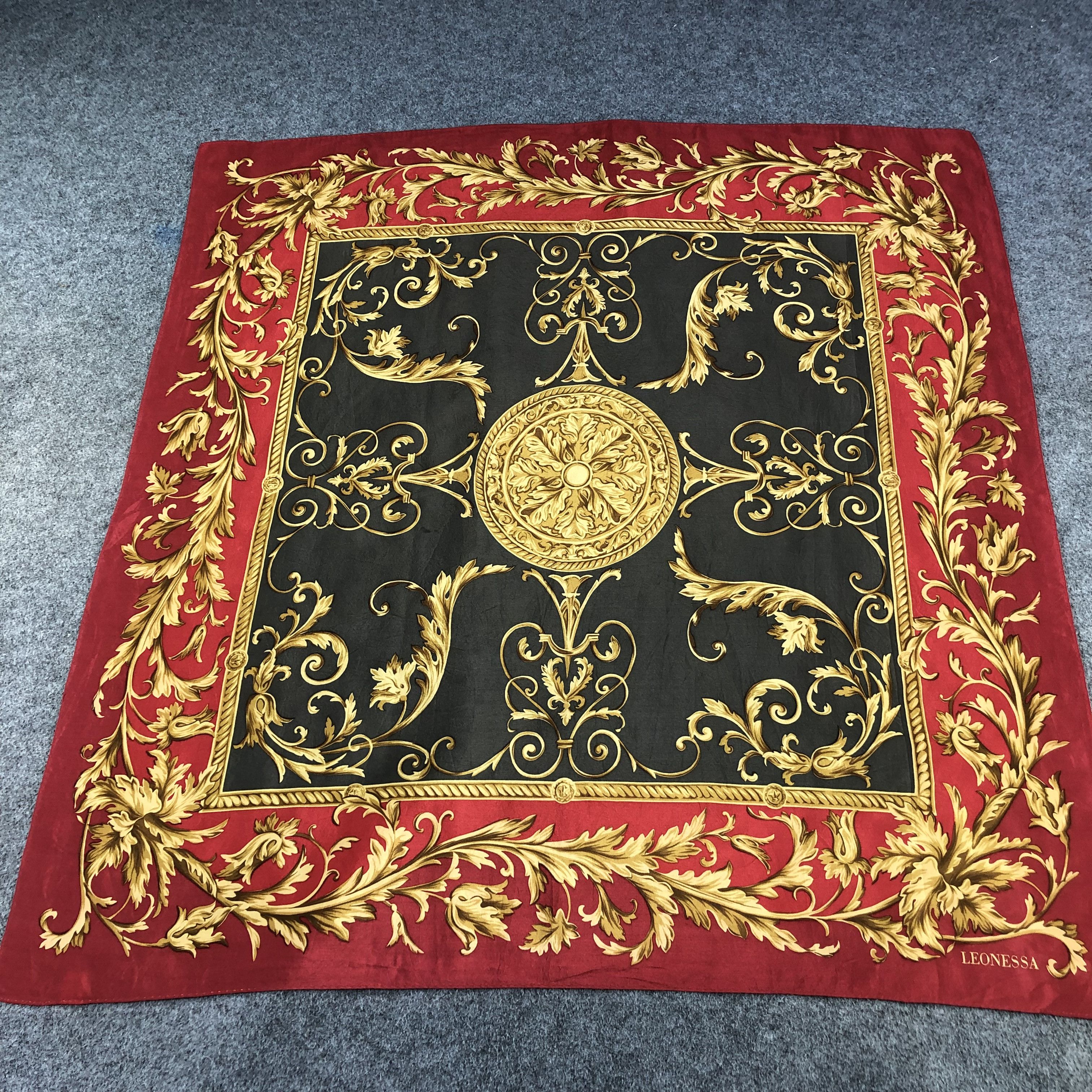 Vintage Leonessa Luxury Baroque Silk Scarf M880 Size ONE SIZE - 1 Thumbnail