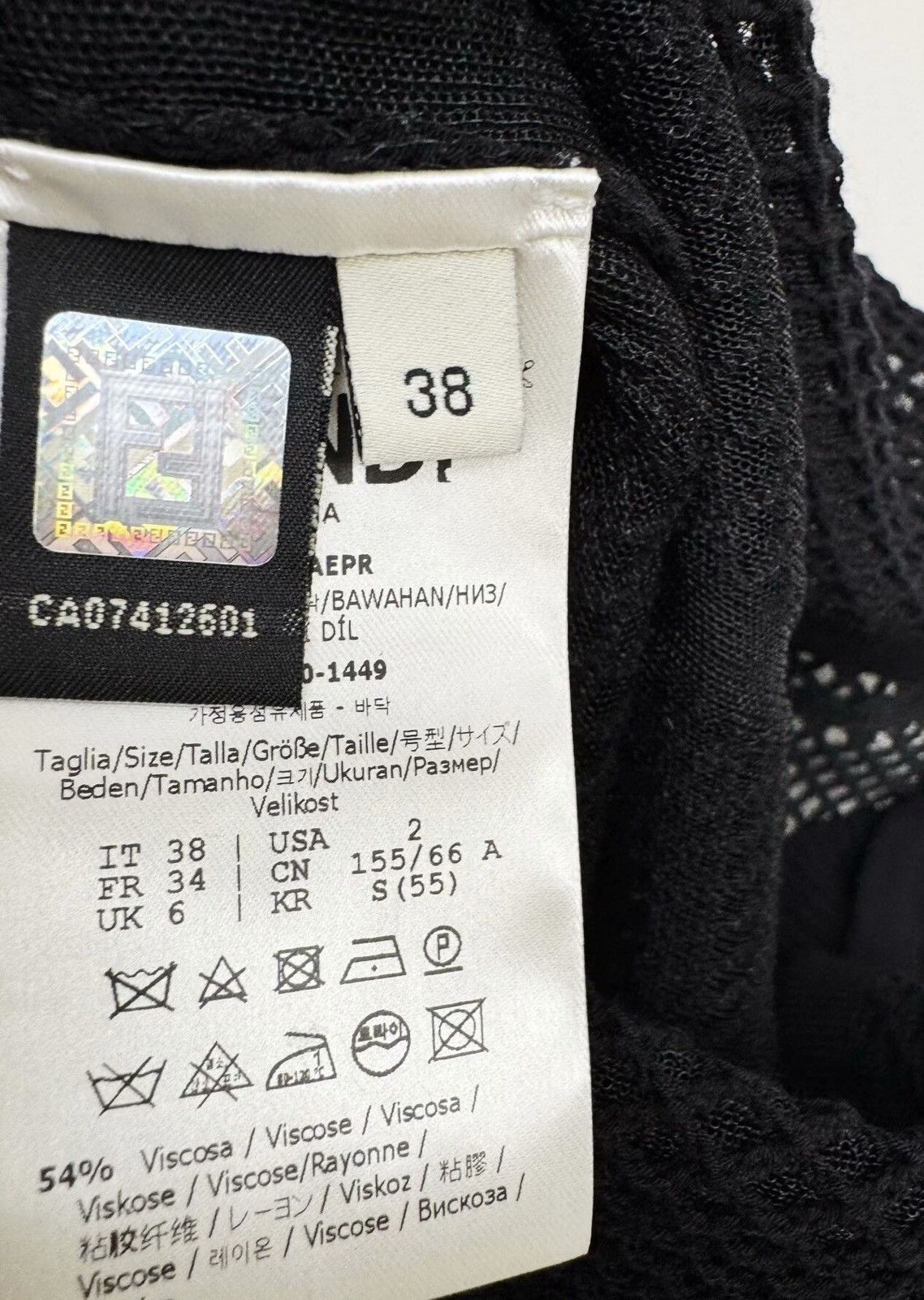 Fendi Fendi brand new semi-skirt Size 38" / US 16 / IT 52 - 5 Thumbnail