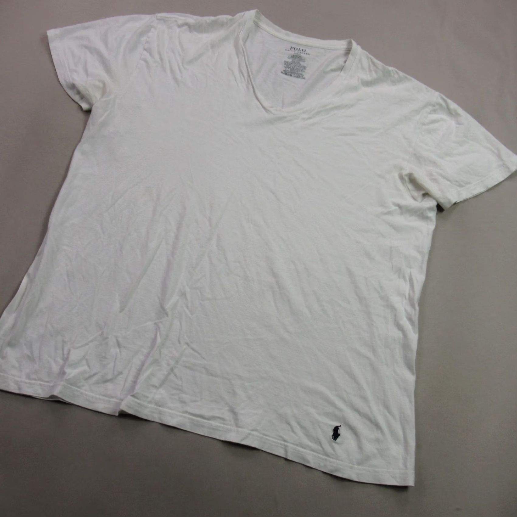 Polo Ralph Lauren Polo Ralph Lauren Shirt Mens Large Short Sleeve V Neck White Classic Fit Casual Size US L / EU 52-54 / 3 - 2 Thumbnail