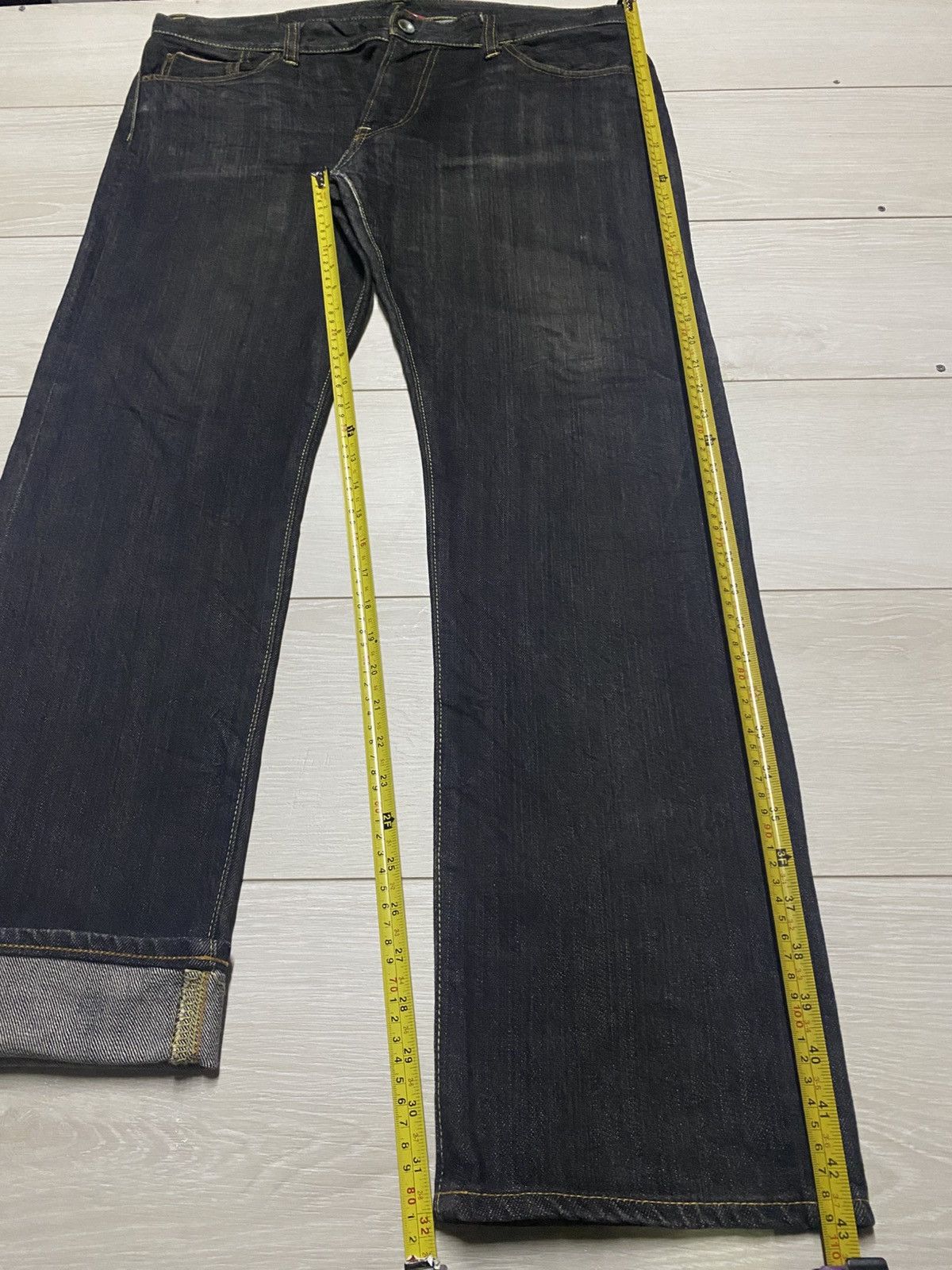 Undercover × Uniqlo Vintage Uniqlo Black Denim Selvedge Distressed Loose Jeans Size US 39 - 15 Thumbnail