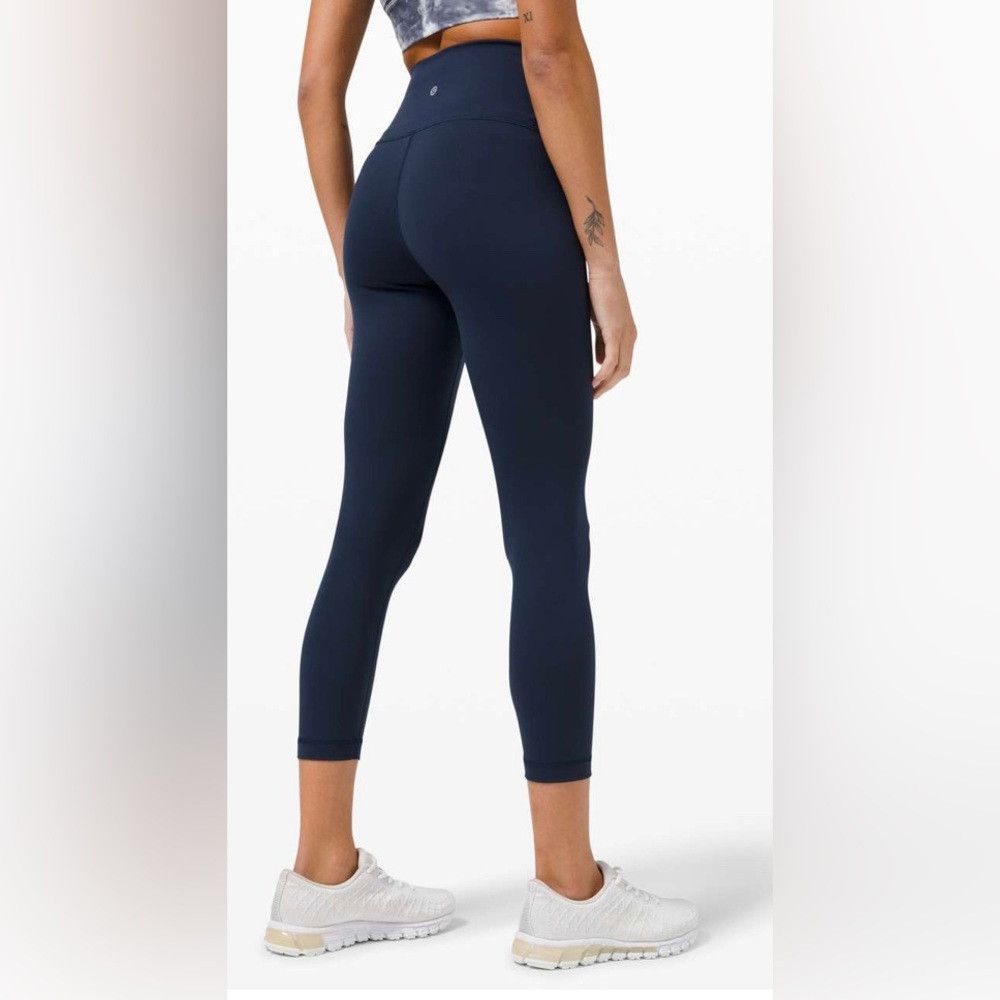 Lululemon Lululemon NWT Wunder Train High-Rise Crop 23" True Navy Wom Size 28" / US 6 / IT 42 - 1 Thumbnail