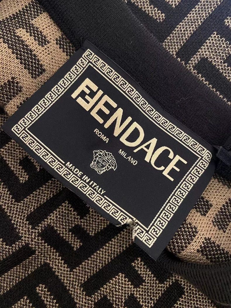Versace Versace Medusa collaboration sweater Size M / US 6-8 / IT 42-44 - 5 Thumbnail