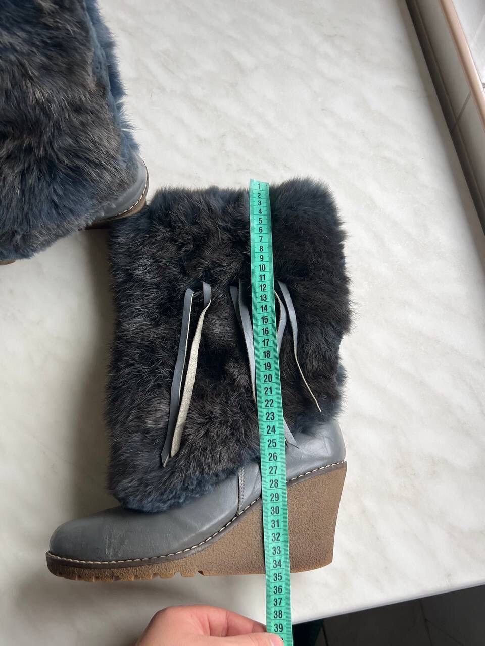 Yeti Fur Yeti Vintage Winter High Platform Boots Y2K 2000s FUR Size US 7 / IT 37 - 12 Thumbnail