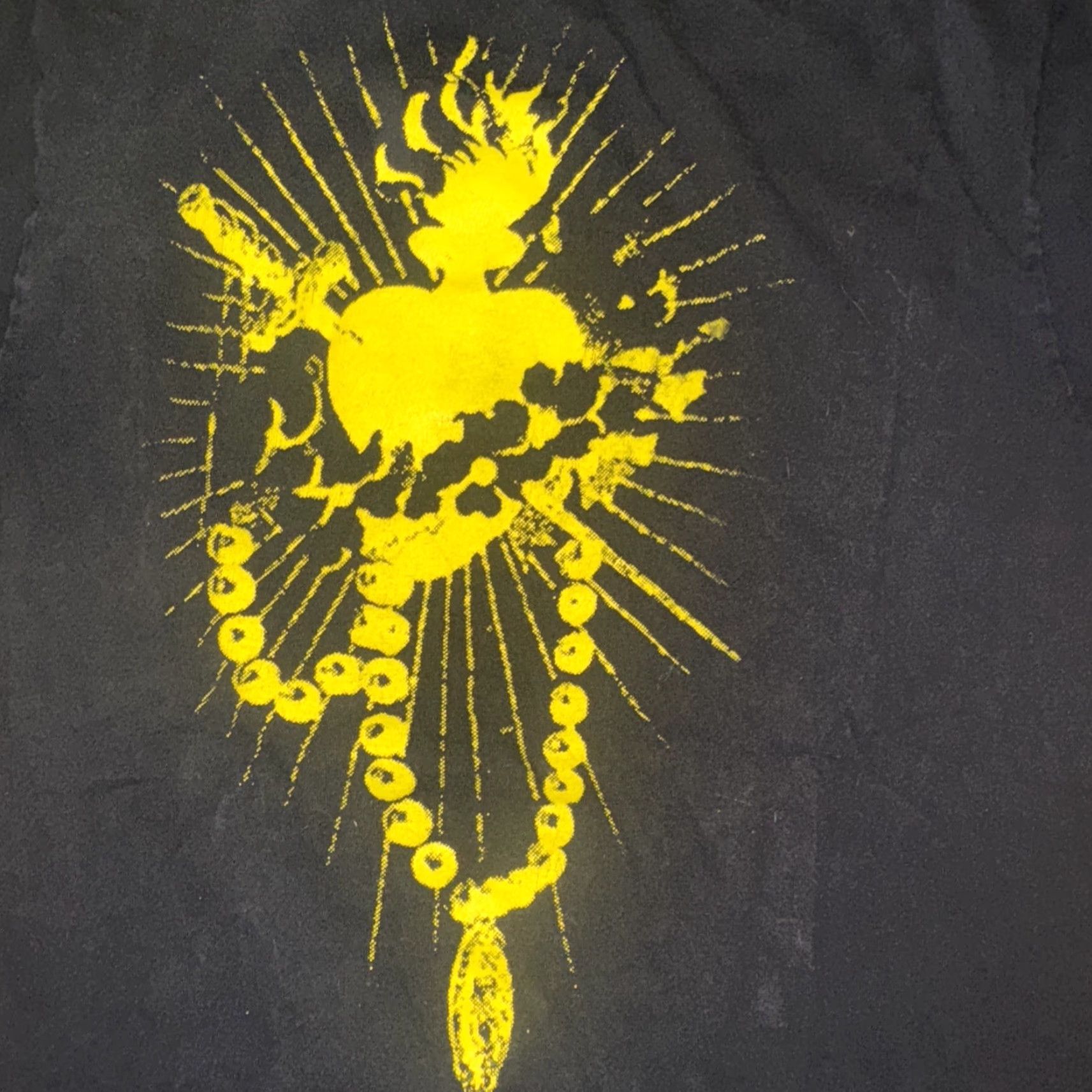 Vintage Flaming Sacred Heart Rosary Graphic T-Shirt Black Men M Short Sleeve 18x26 Graphic Print Gothic Streetwear Size US M / EU 48-50 / 2 - 2 Thumbnail
