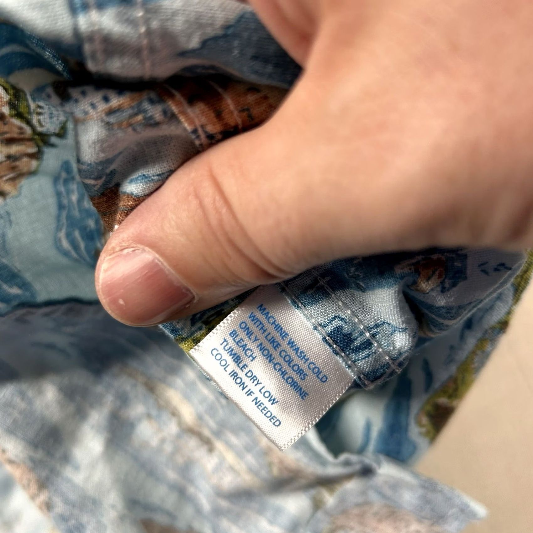 Southern Tide Southern Tide Shirt Mens M Linen Blend Hawaiian Button Down Reverse Print Aloha Casual blue Hawaiian Mens M Shirt Size US M / EU 48-50 / 2 - 5 Thumbnail